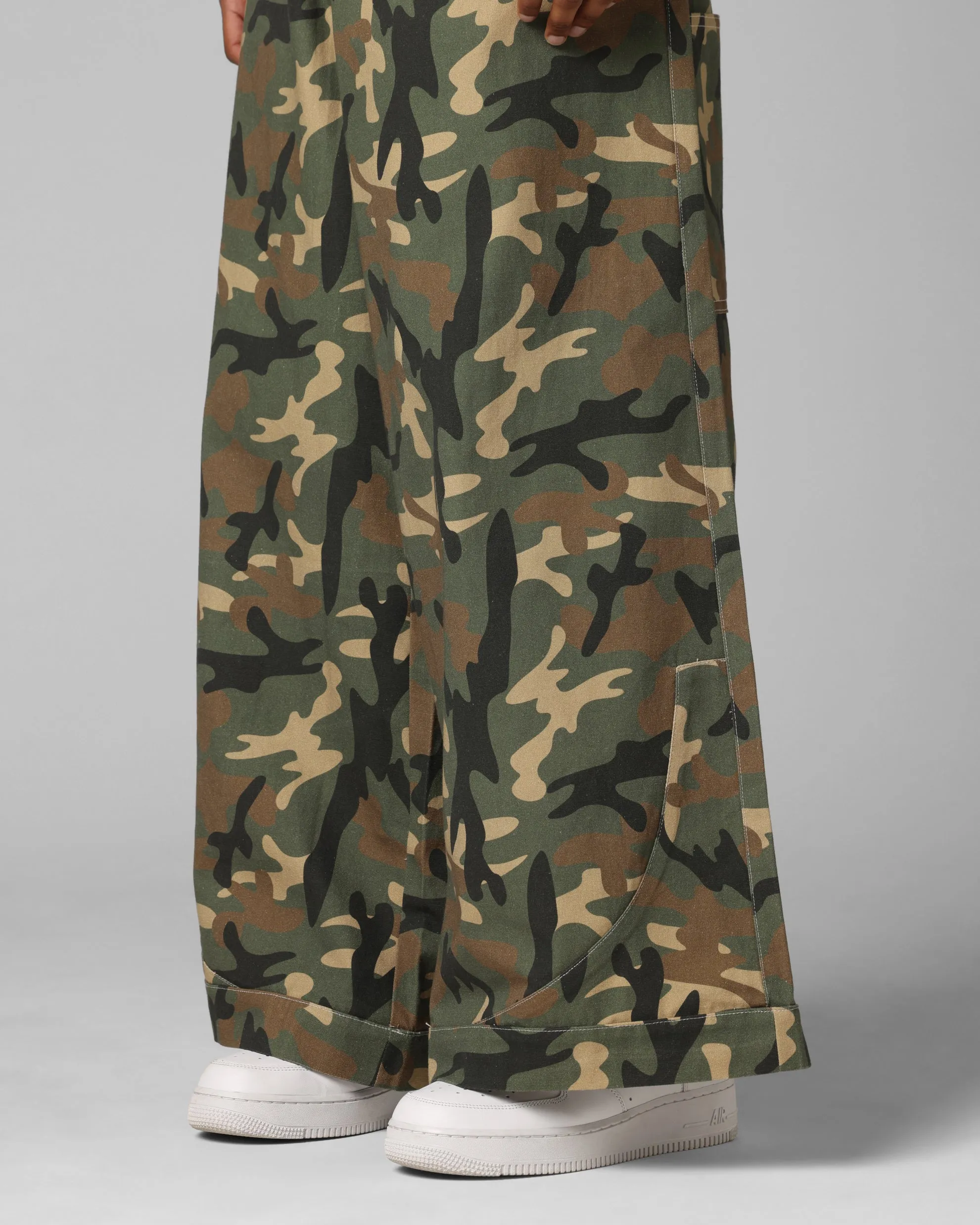 Stylish Daily Wear Parent Style Morning Stroll Streetwear Fan Loiter F-22 Raver Jeans Woodland Camo
