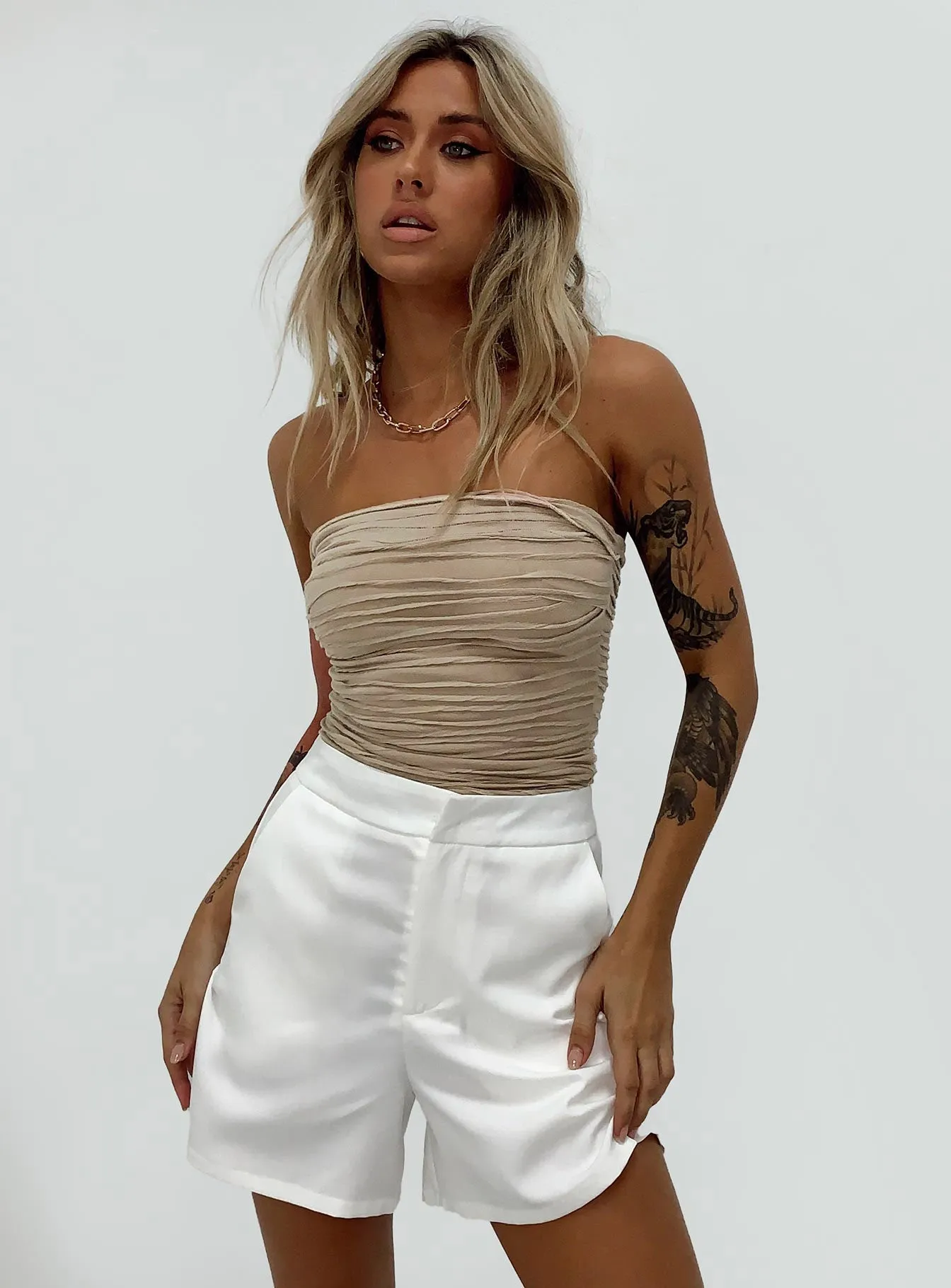 Airtight Zipper Pure Fit Jonna Shorts White