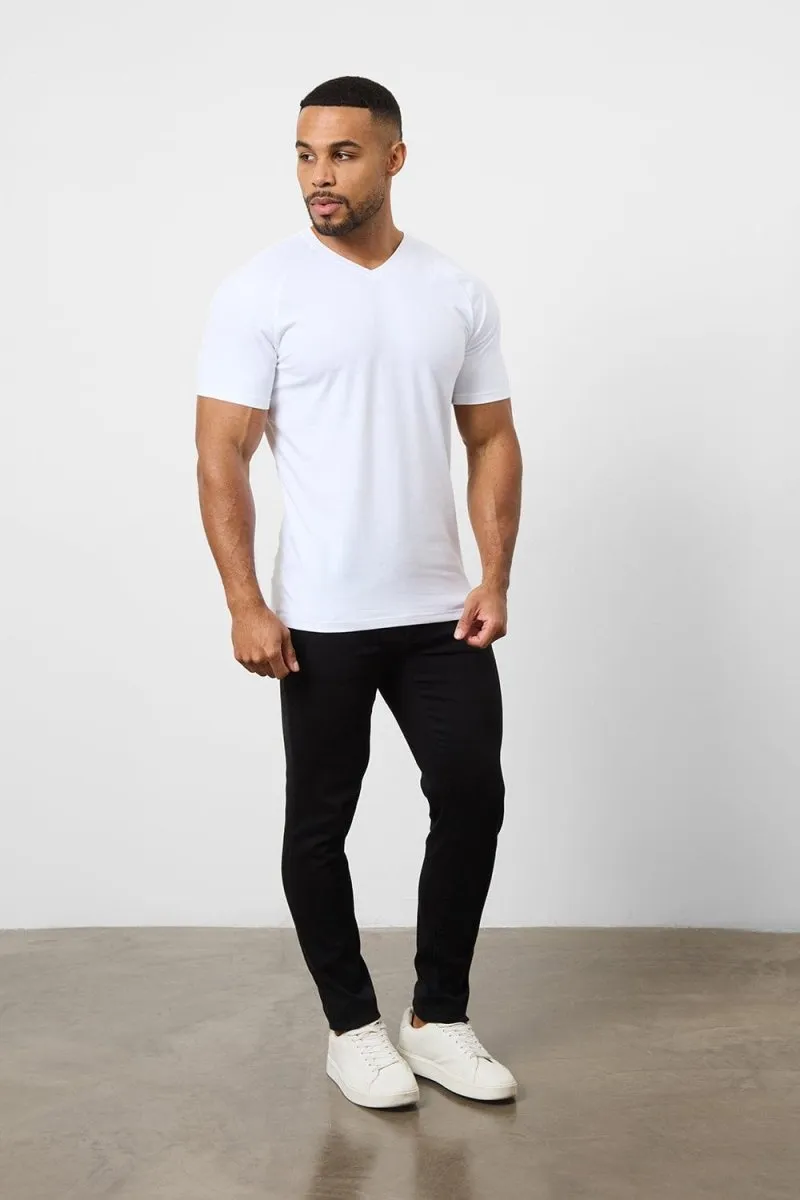 Comfortable Look DoubleStitchedHem Athletic Fit Favourites V-Neck 3-Pack
