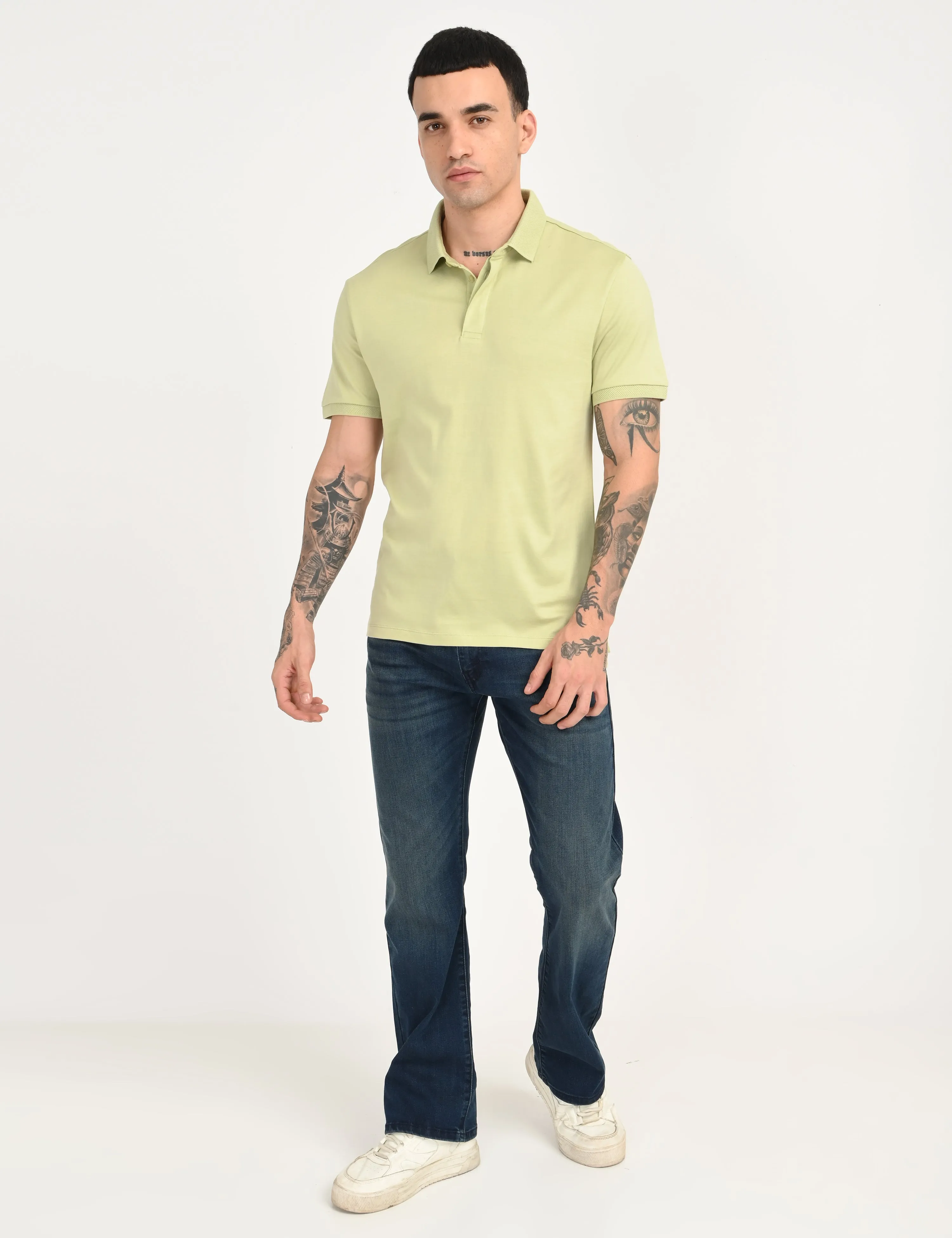 Men's Redloop Solid Light Green Slim Fit Polo T-shirt Bound Edge Detailing Adaptive Torso Contouring
