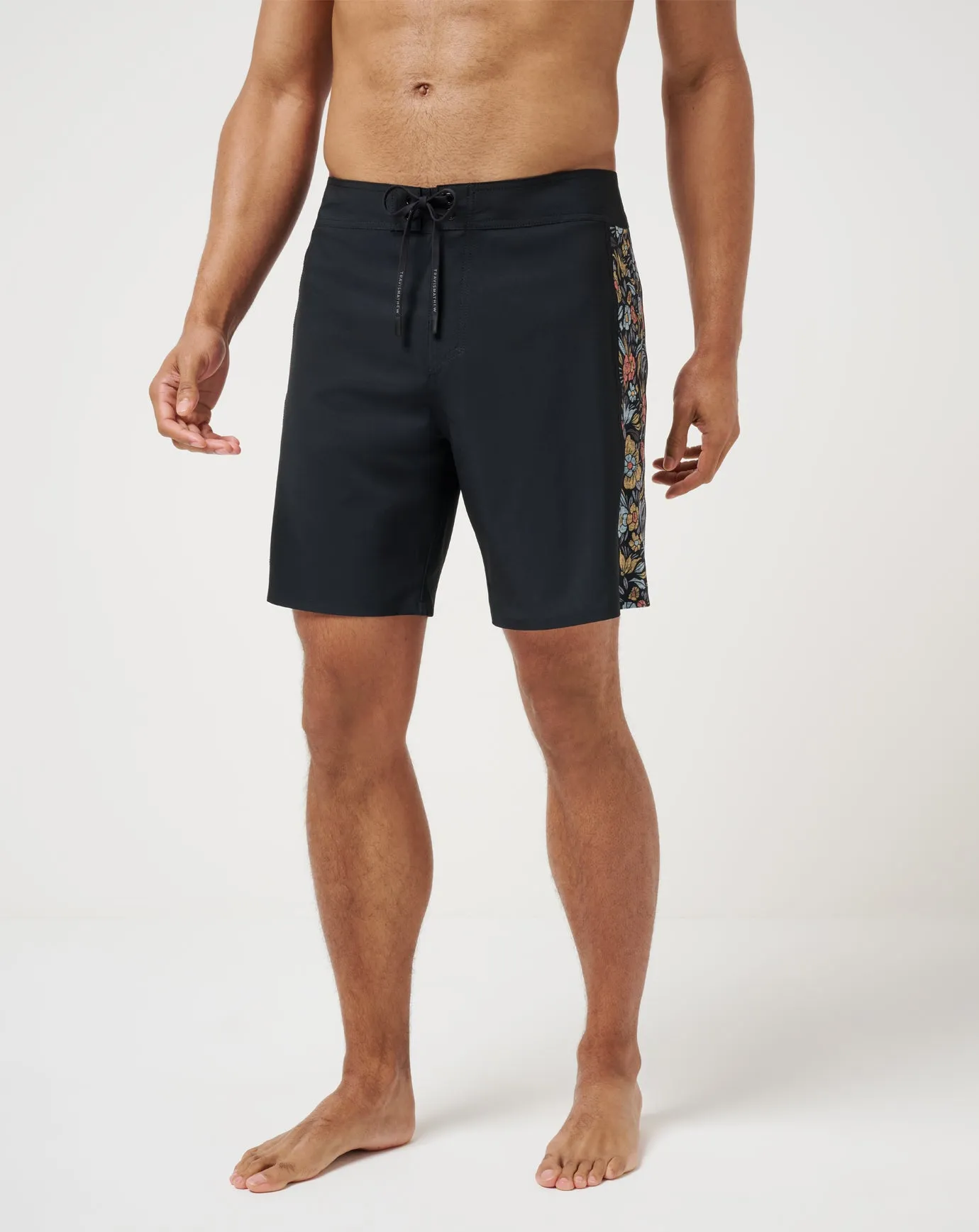 Golf Apparel Day Cruise Short