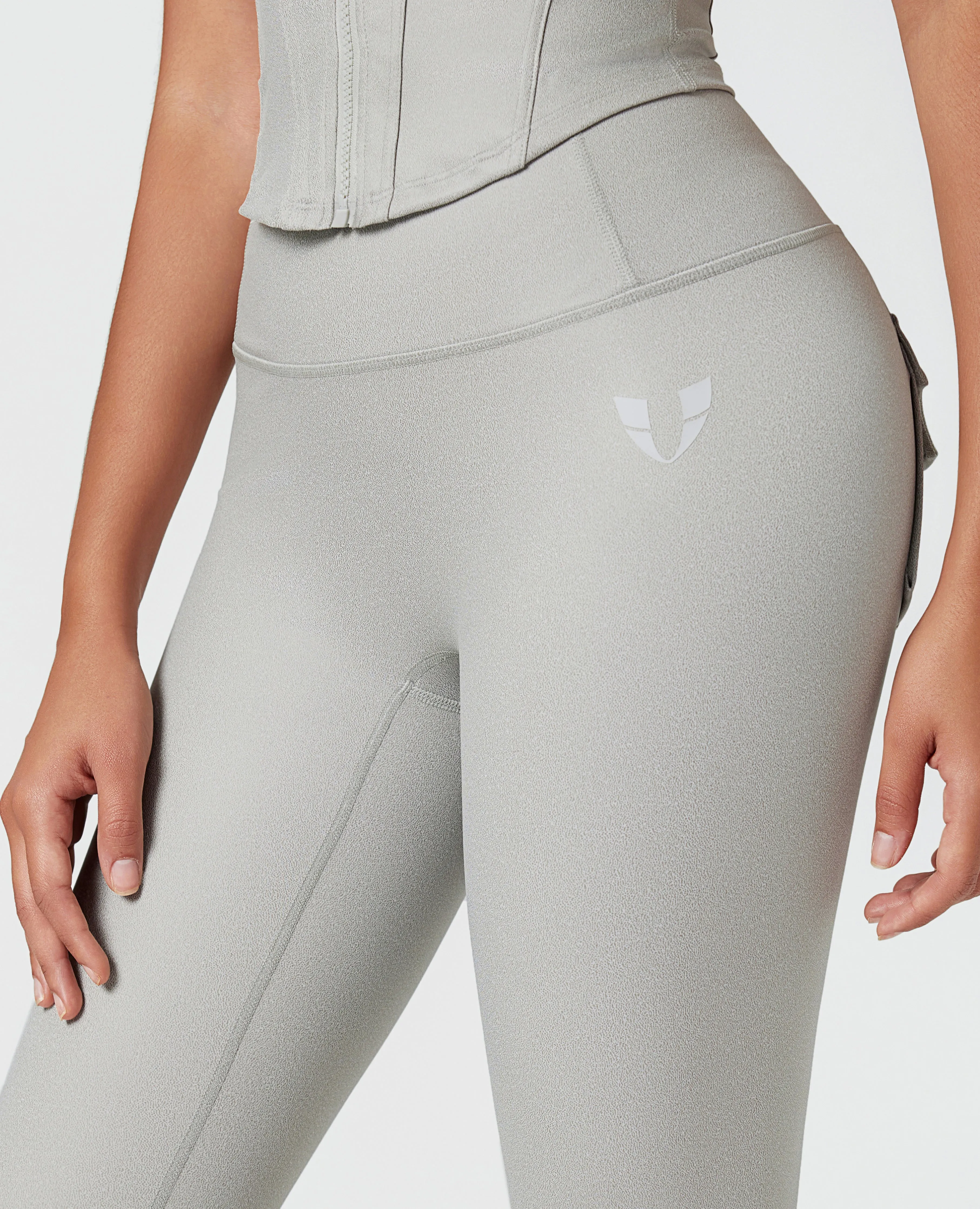 Breathable & Sculpting Faux Leather Pocket Leggings ?C Grey Ultra Stretch Seamless Design Weekend Trip