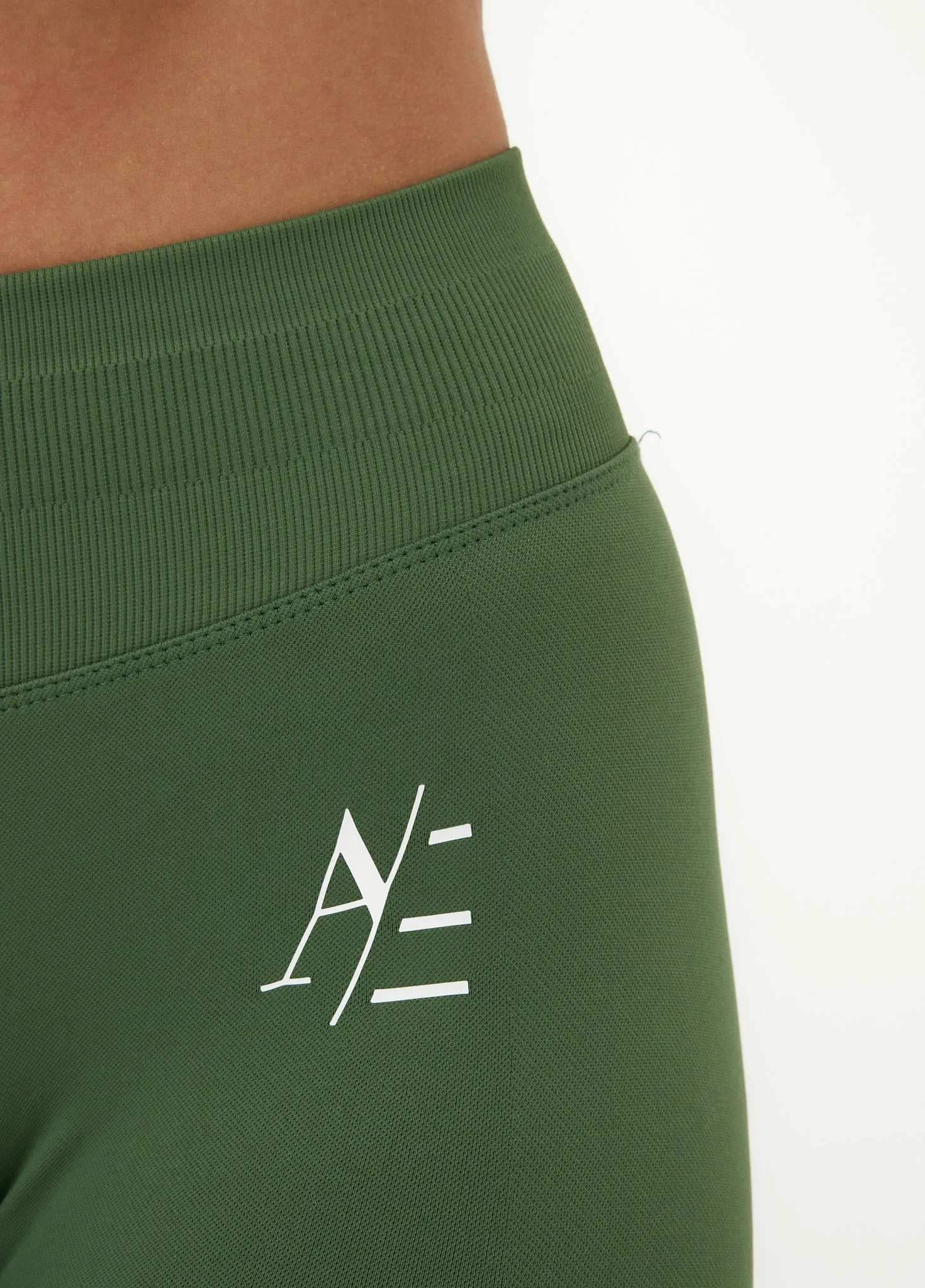 Sportlegging Matcha Green Quick Fit Wide Waistband Support
