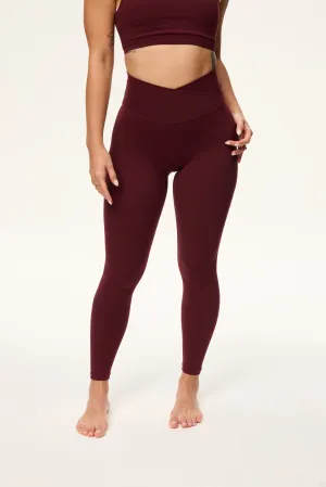 [AA x Eugena] V Leggings (Full 24") in Crush Mountain Hike Ultra Light Studio Style