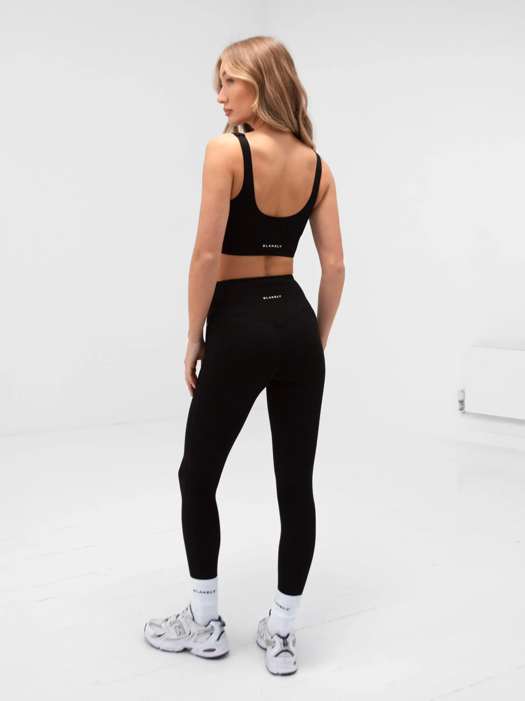 Lounge Comfort Thermal Warm Travel Enthusiast Apex Pro Compression Leggings - Black