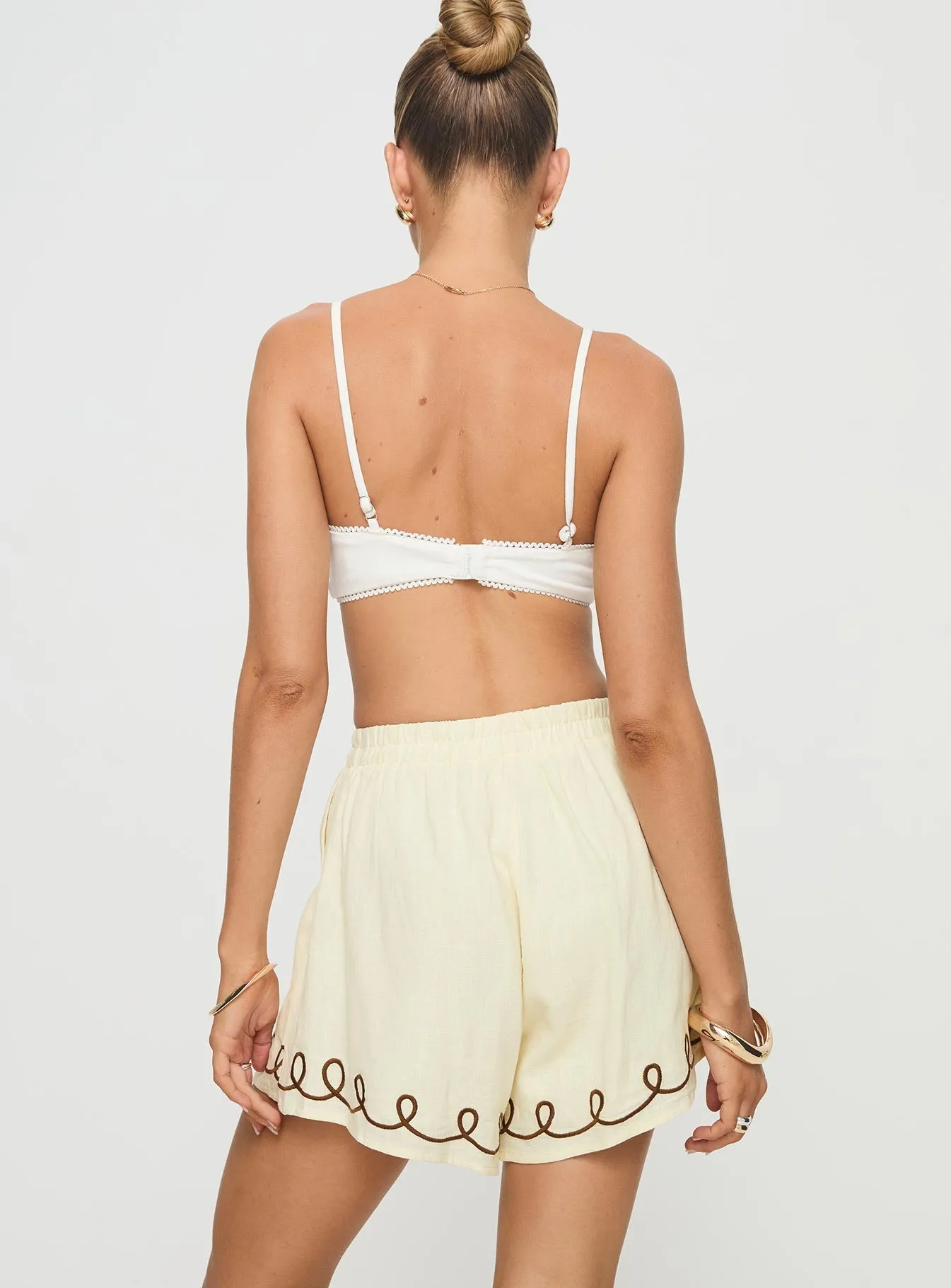 Jamari Linen Blend Shorts Cream / Brown Play Mode Ventilated Back Panels