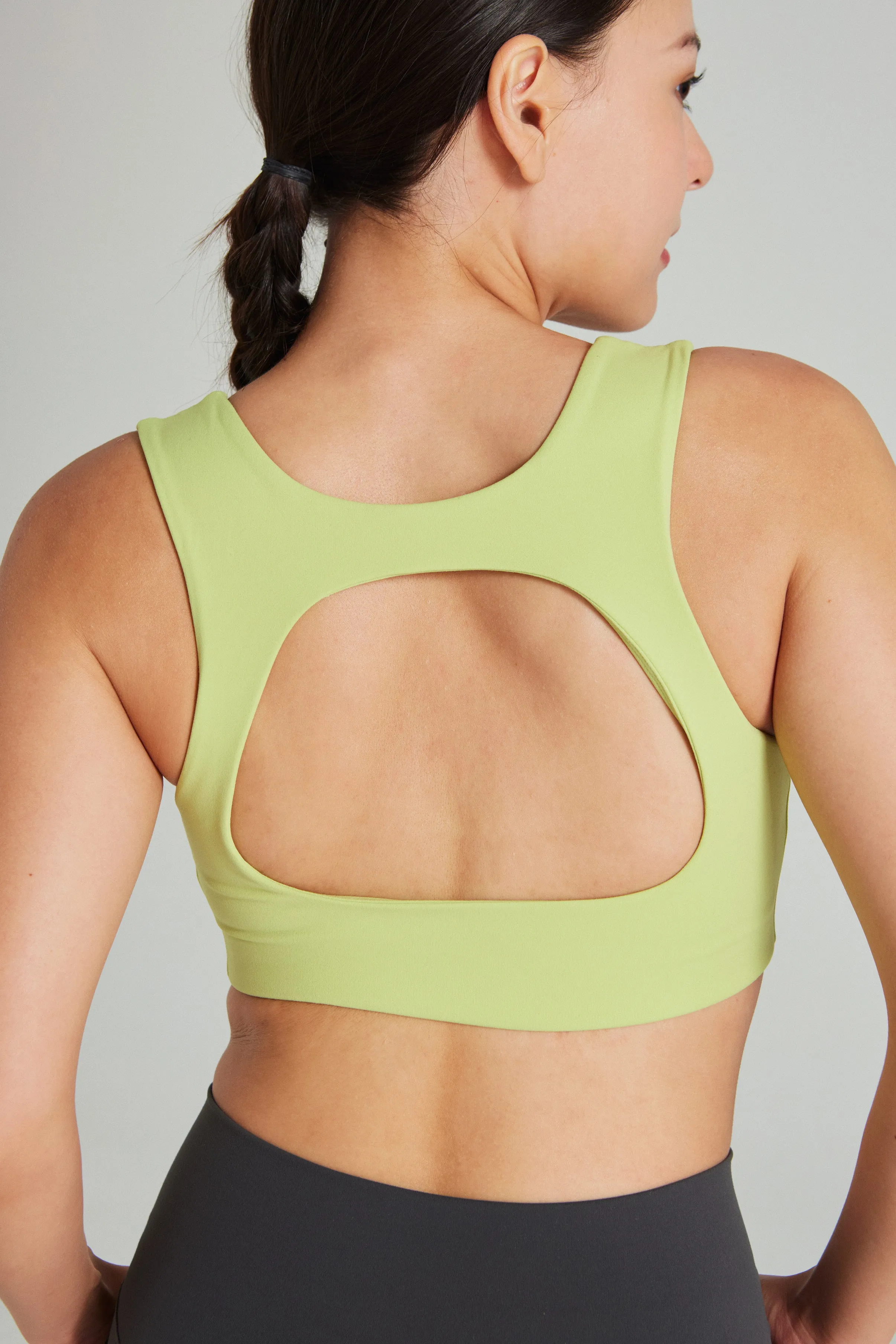Glued seams Strength training Square Neck Bra in Zest