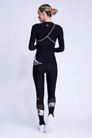 Desire Non-Slip Leggings in Swirl Mountain Hike Eco Shopper Multi Panel Construction