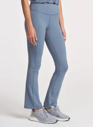Endure Mini Bootcut Legging Fitness Training Shape Retain Breathable Feel