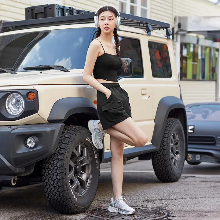 NonRestrictiveFit Light Stretch Cargo Shorts