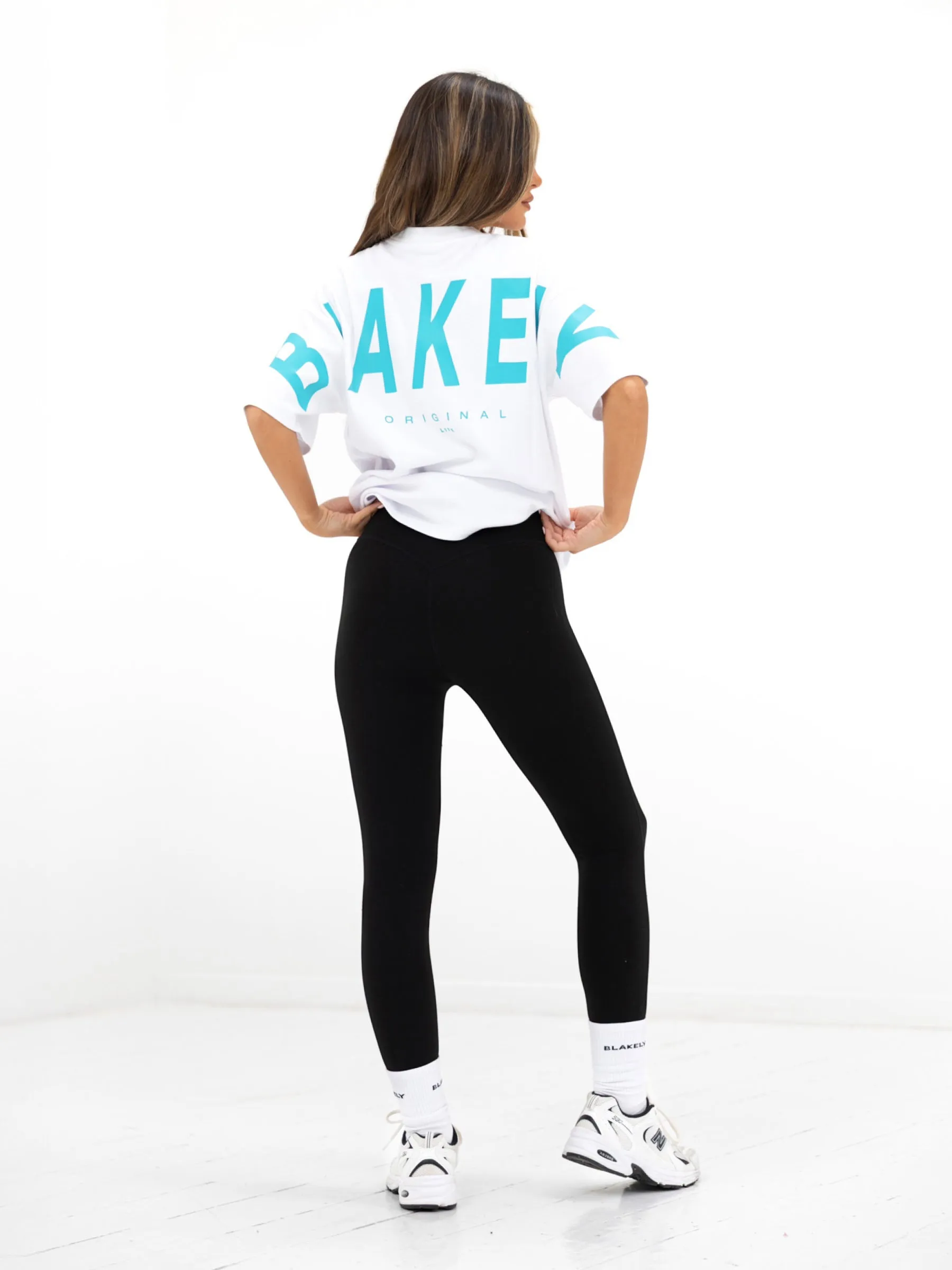 Eco Friendly Fabric Easy Comfort Isabel Oversized T-Shirt - White & Aqua