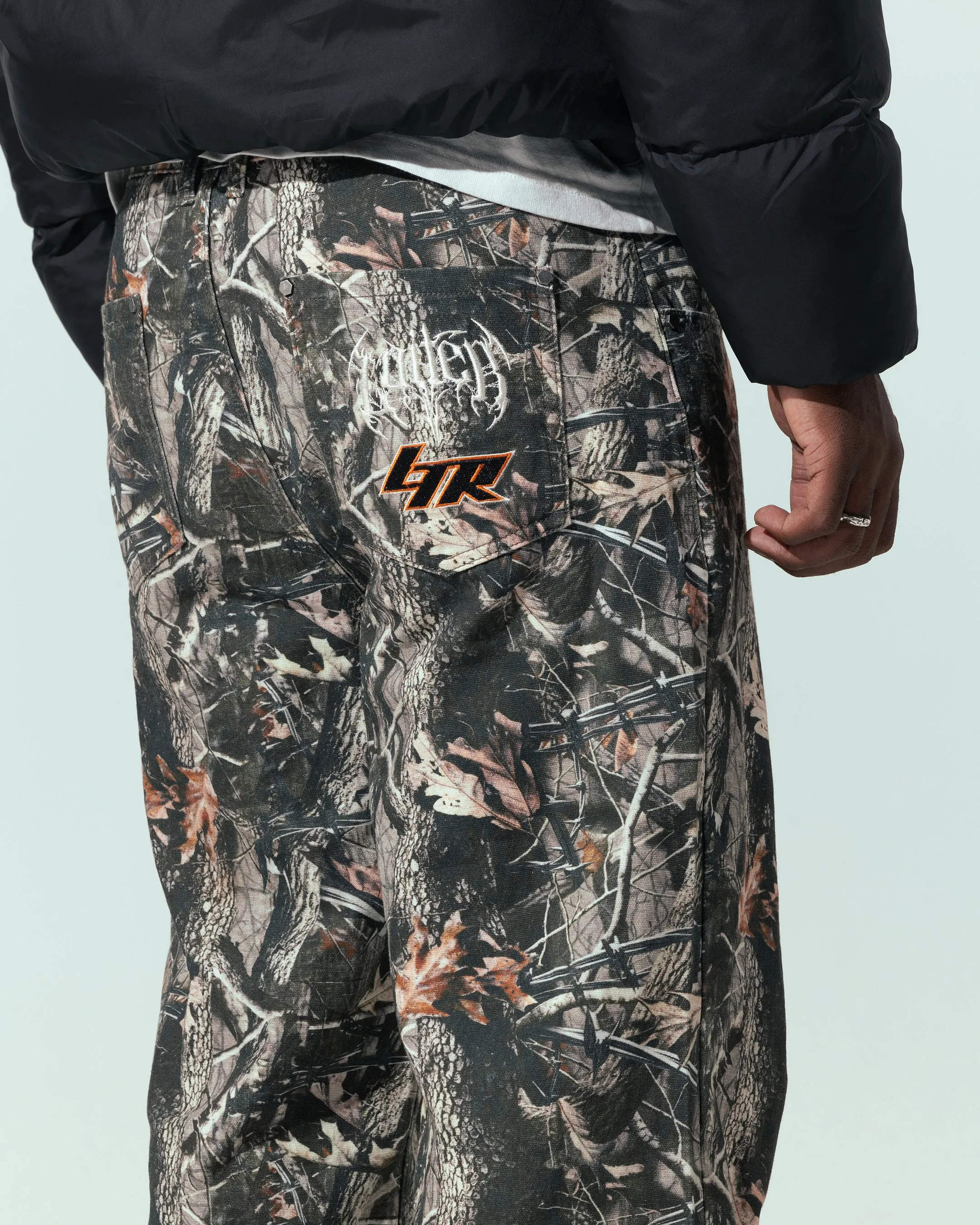 Loiter Hunter Camo Pants Camo Party Look Luxury Neutral Base