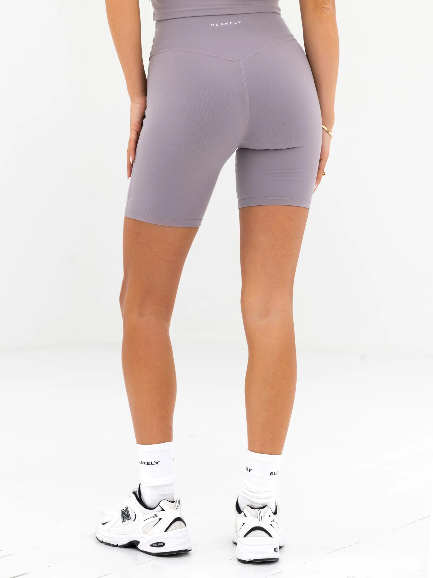 Non Restrictive Cut Comfortable Shorts Ultimate Soft Lifestyle Shorts - Soft Purple