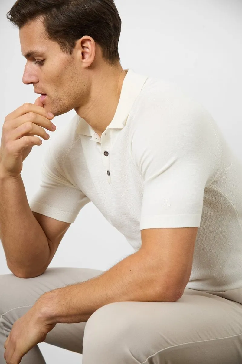 Office Attire FadeResistant Dye Fine Gauge Knitted Polo Shirt in Ecru