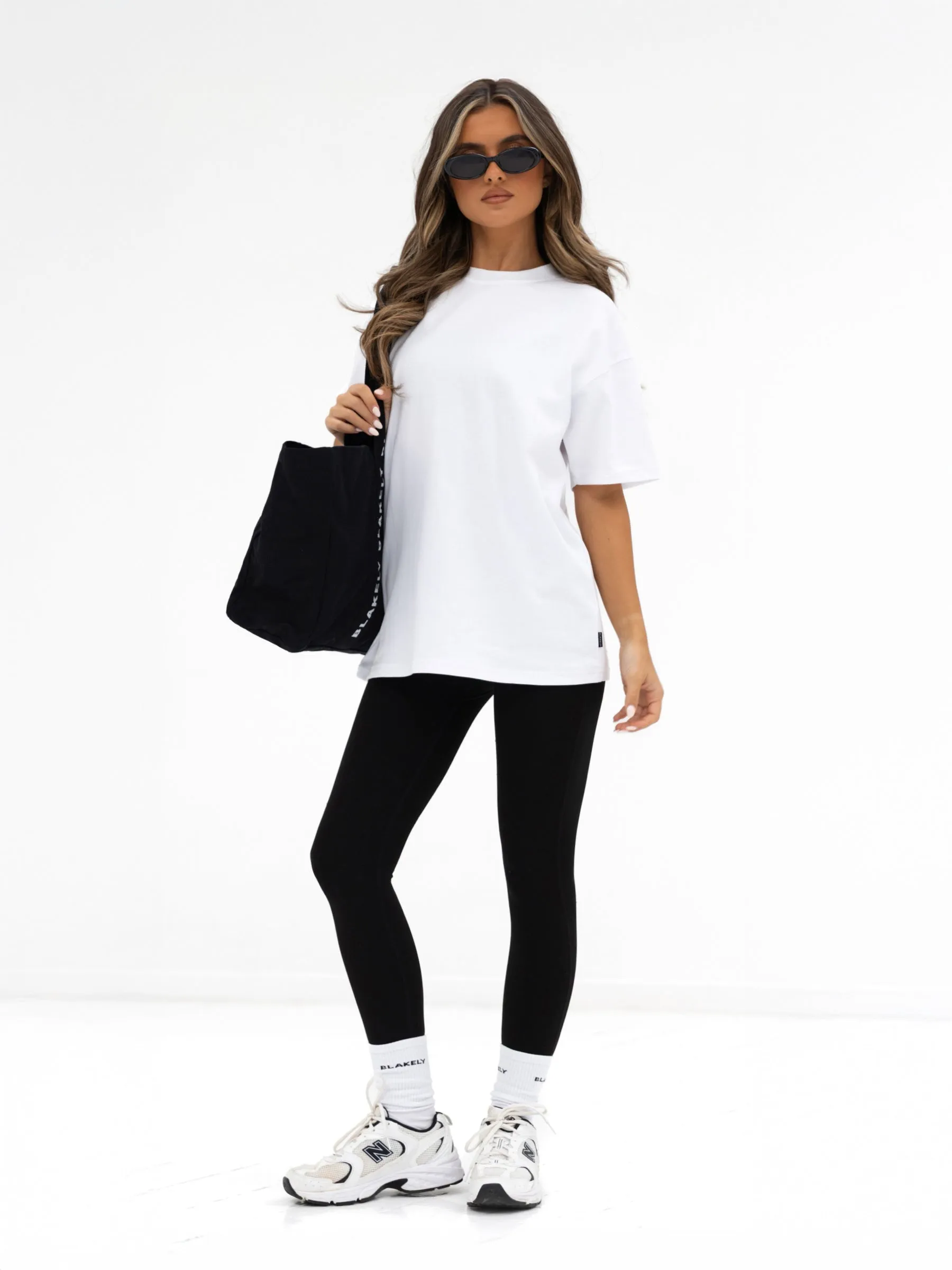 UV Protection Fabric Isabel Oversized T-Shirt - White & Cherry Red