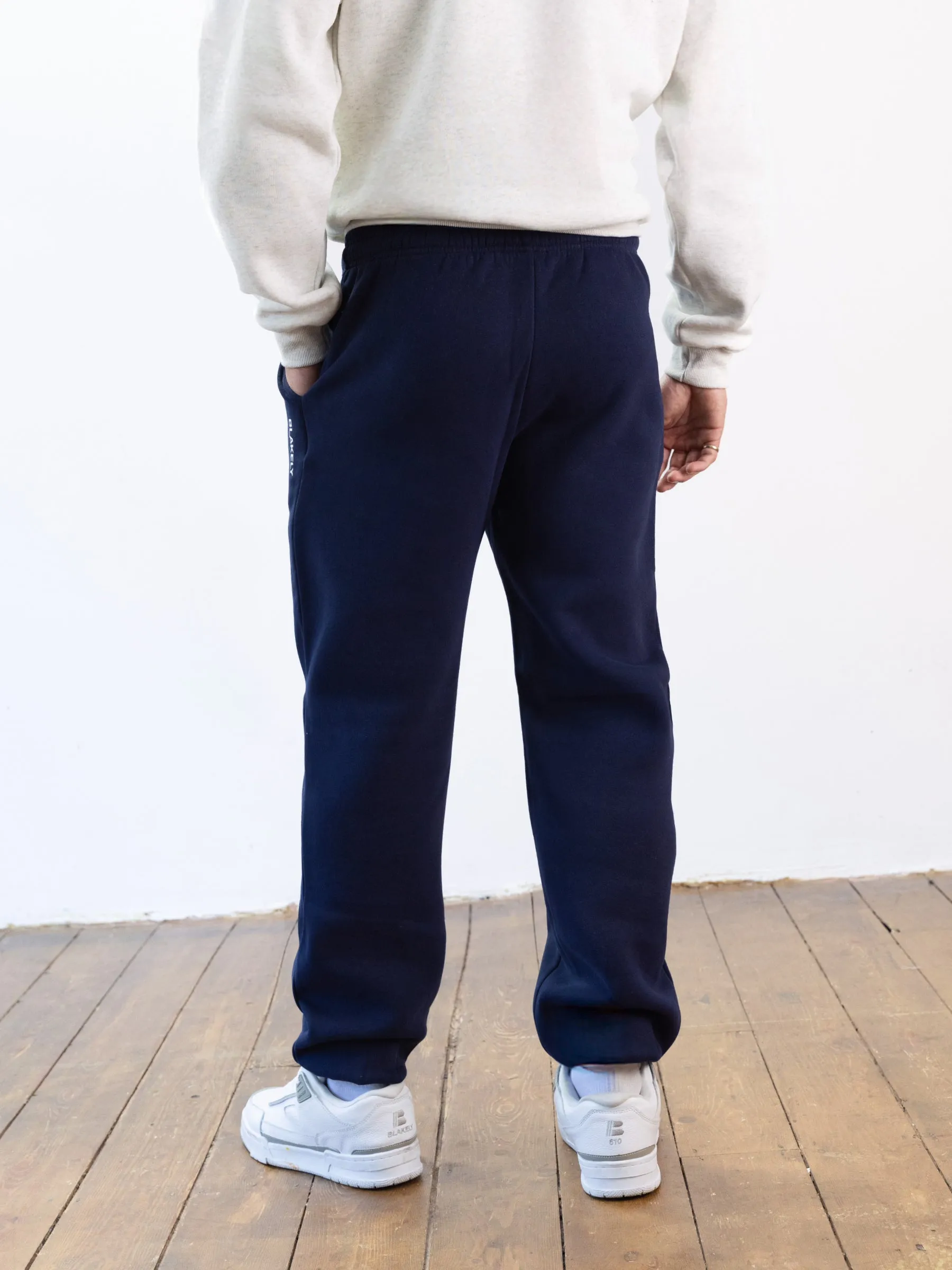 Soft Lining Italic Linear Relaxed Sweatpants - Navy