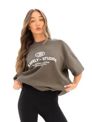 Cool and casual Madison Ultra Oversized T-Shirt - Khaki Brown