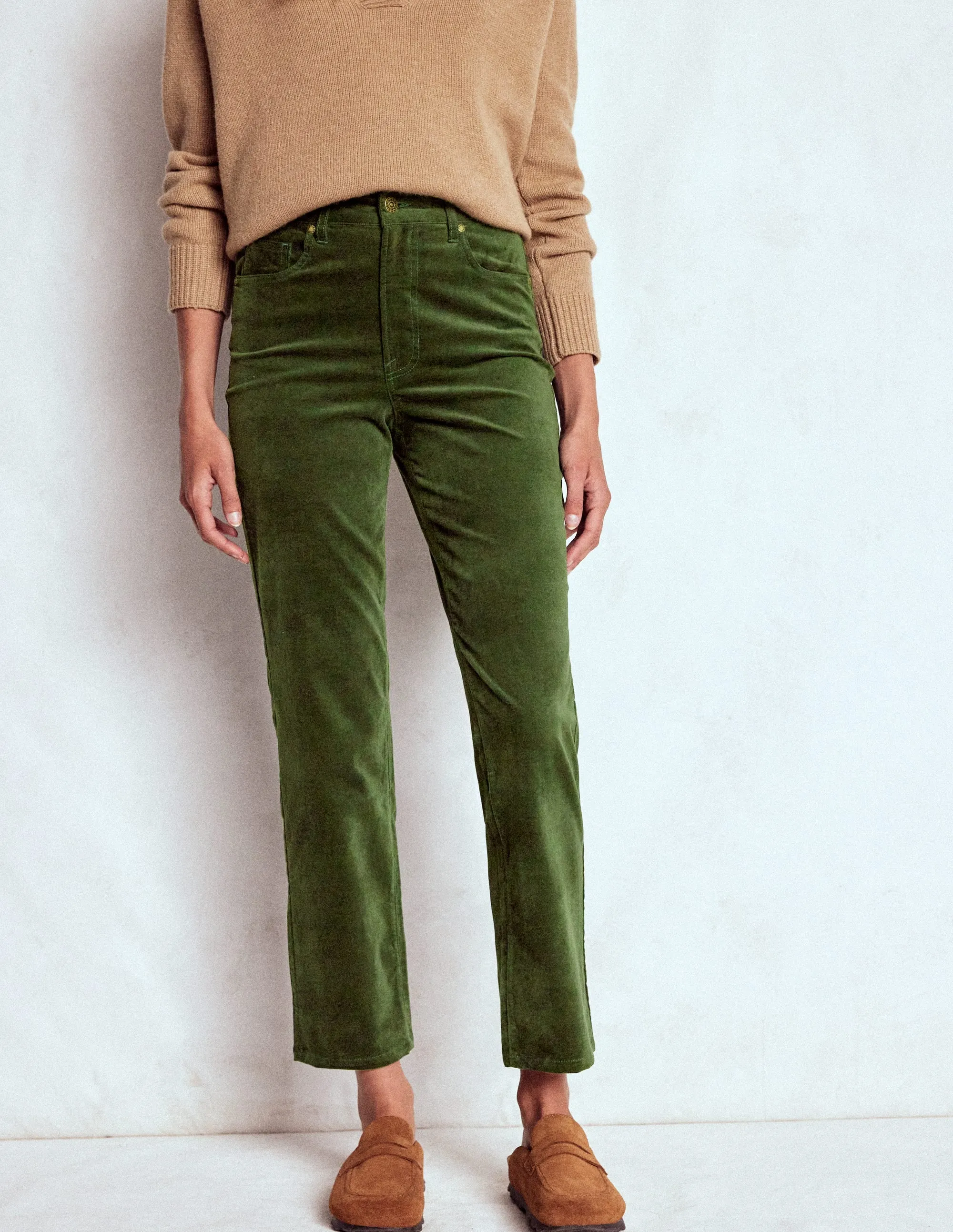 Classic Wear Morning Stroll Velveteen Straight Jeans-Forest Glade