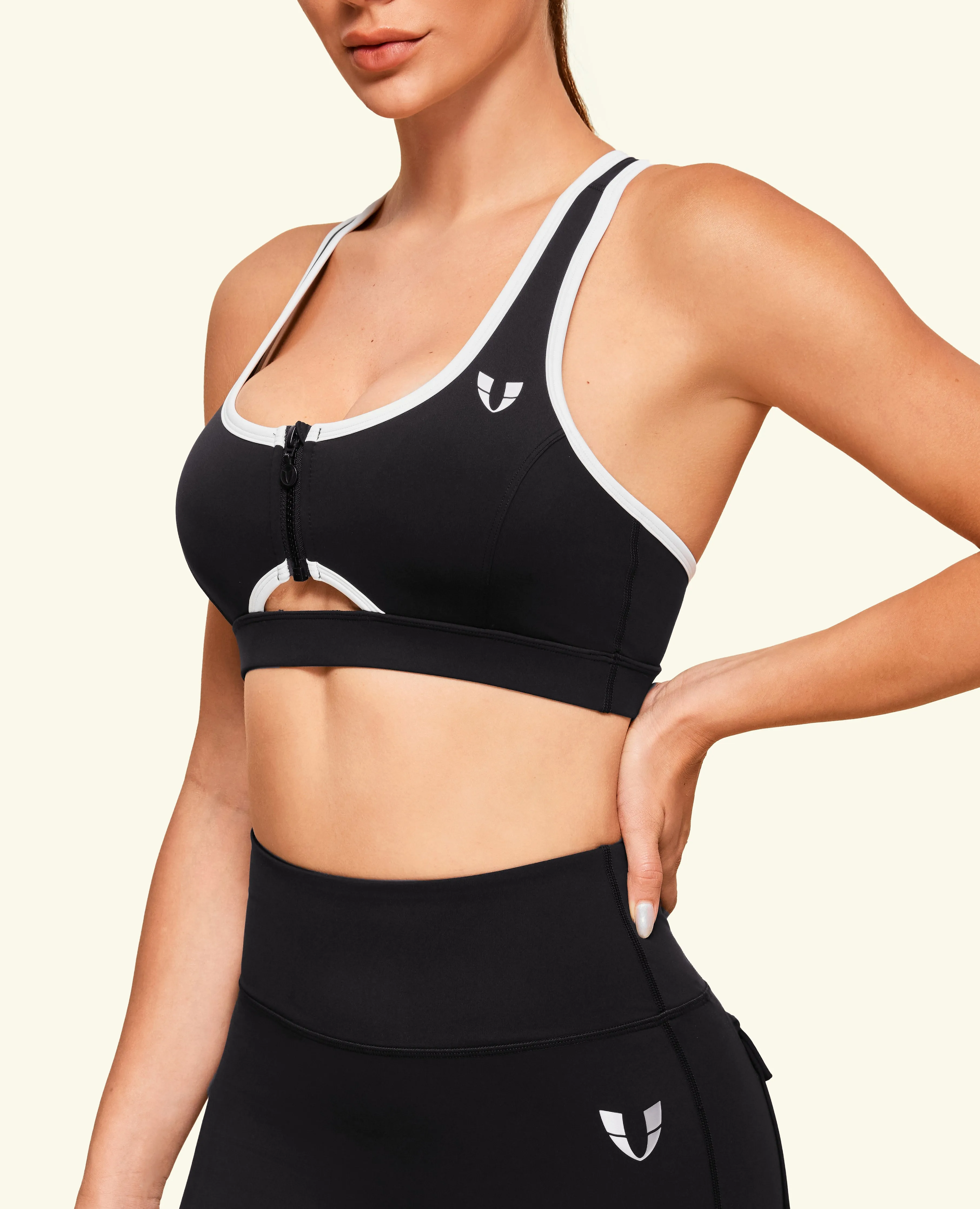 Active Zip Up Sports Bra - Black Invisible stitching seams Petite size seams