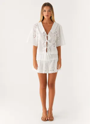 Airy Comfort Summer Escape Embroidered Mini Skirt - White