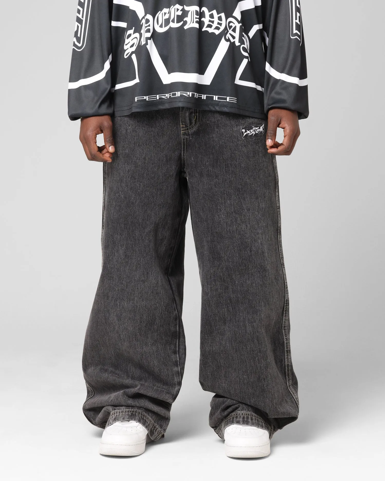 Loiter Star Born Jeans Dirty Grey Relaxed Style Lightweight Durable Office Wear Couple Look Work Ready