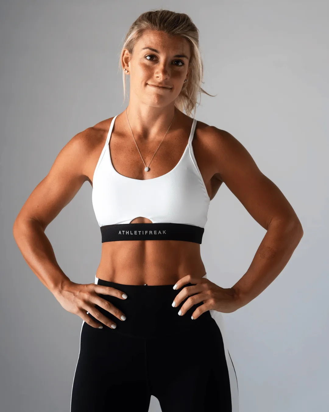 Elastic [CORE] Defynt Sportsbra - White / Black