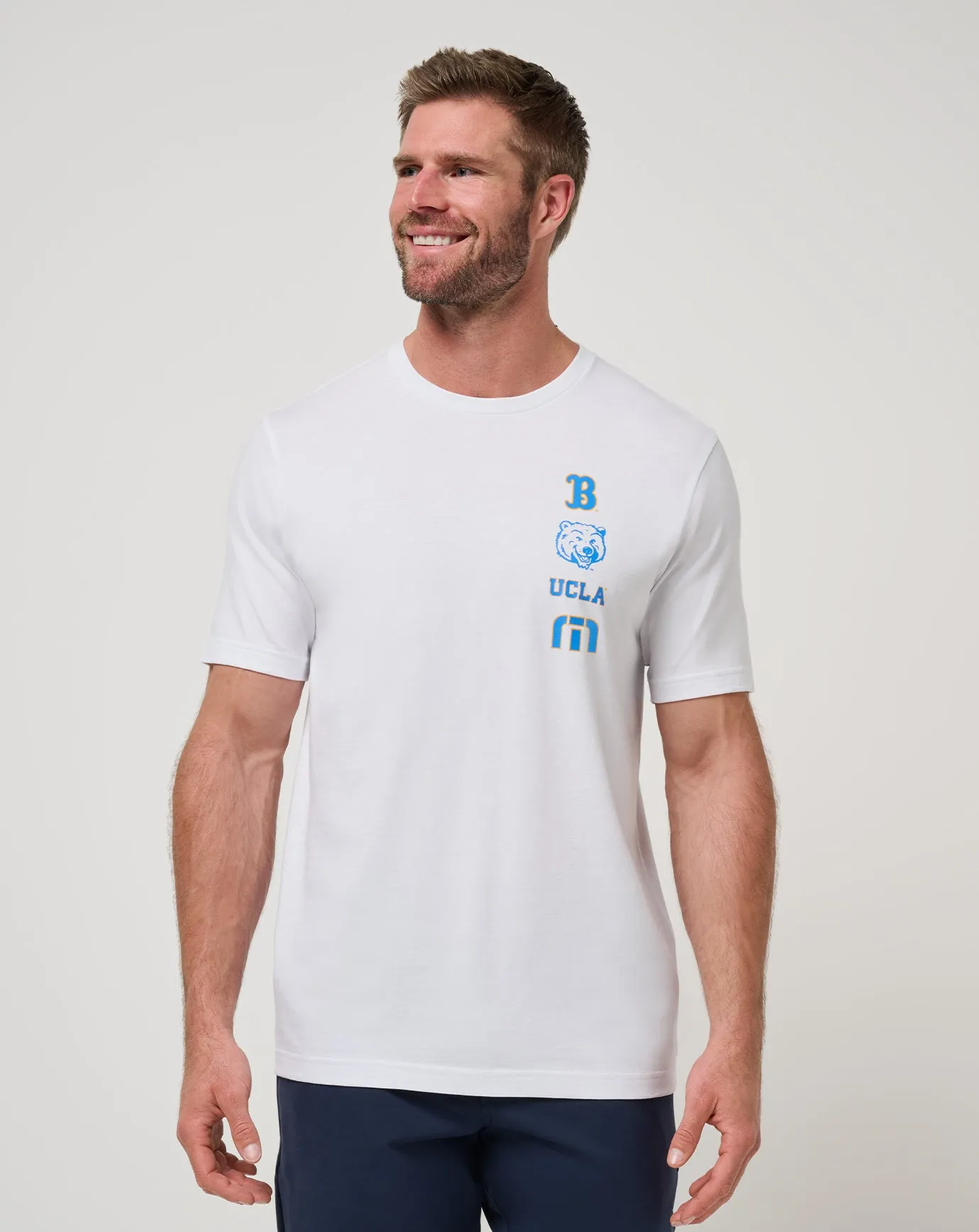 UCLA Playoffs 2.0 Tee Minimal Outfit