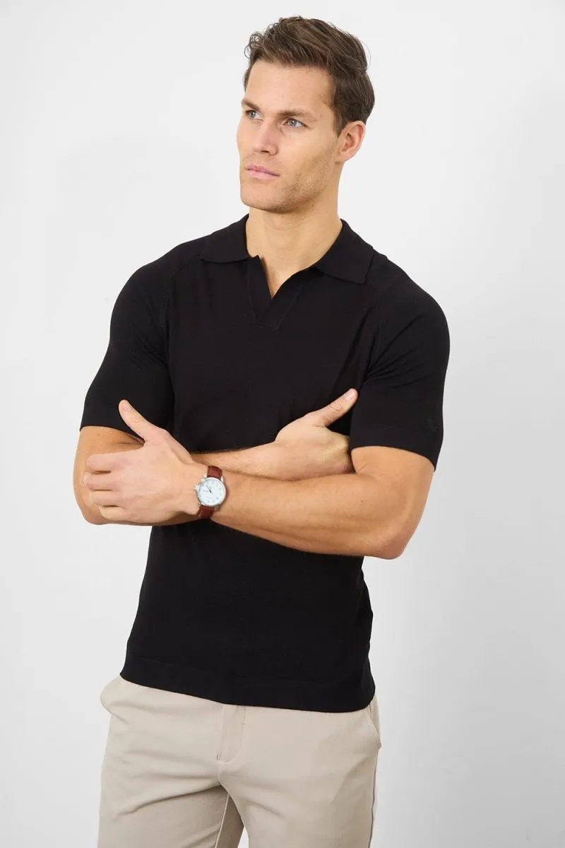 Smooth Flatlock Seams quick dry Textured Open Collar Knitted Polo in Black