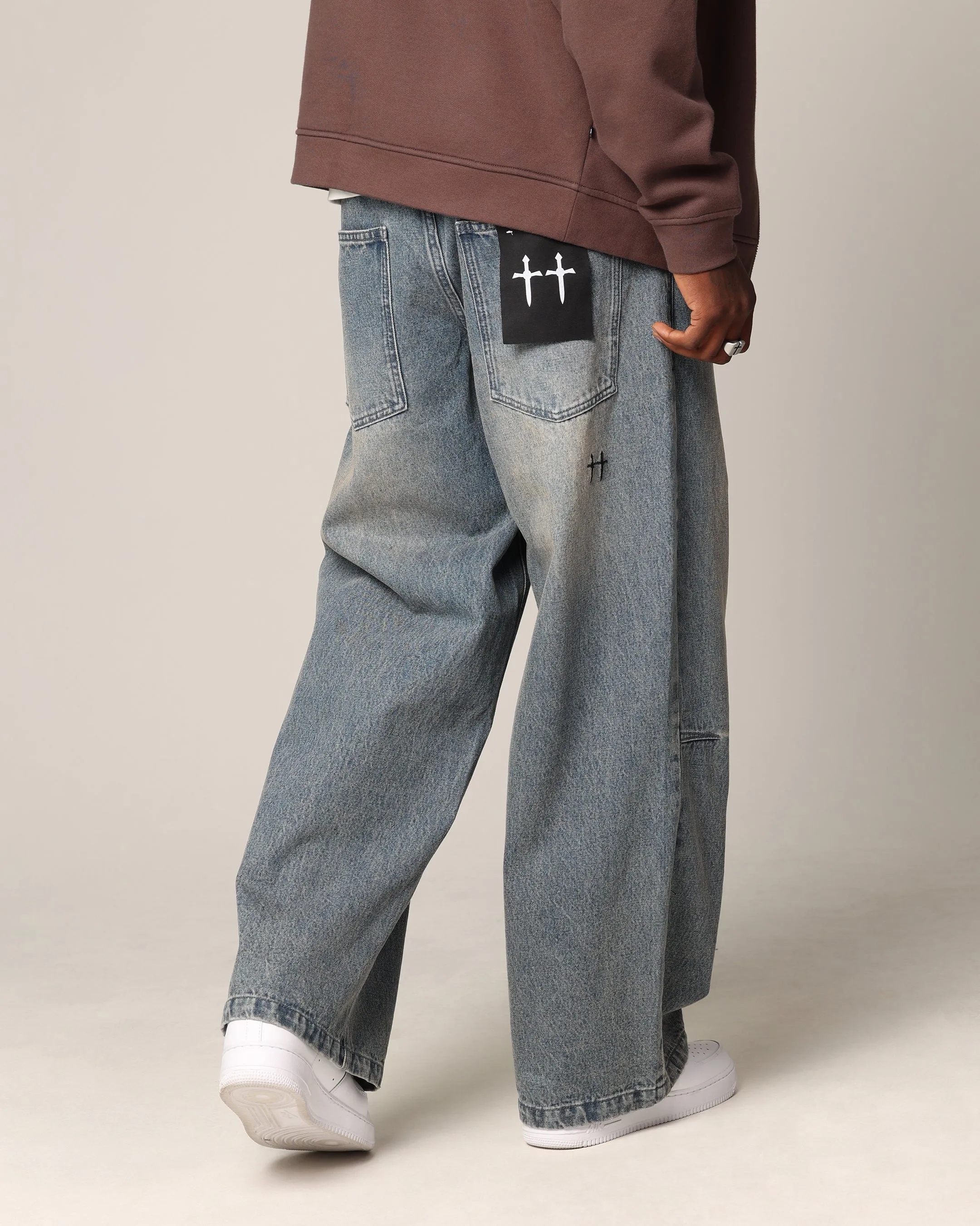 Morning Stroll Professional Wear Brunch Outfit Saint Morta Amplus Jeans Dirty Denim