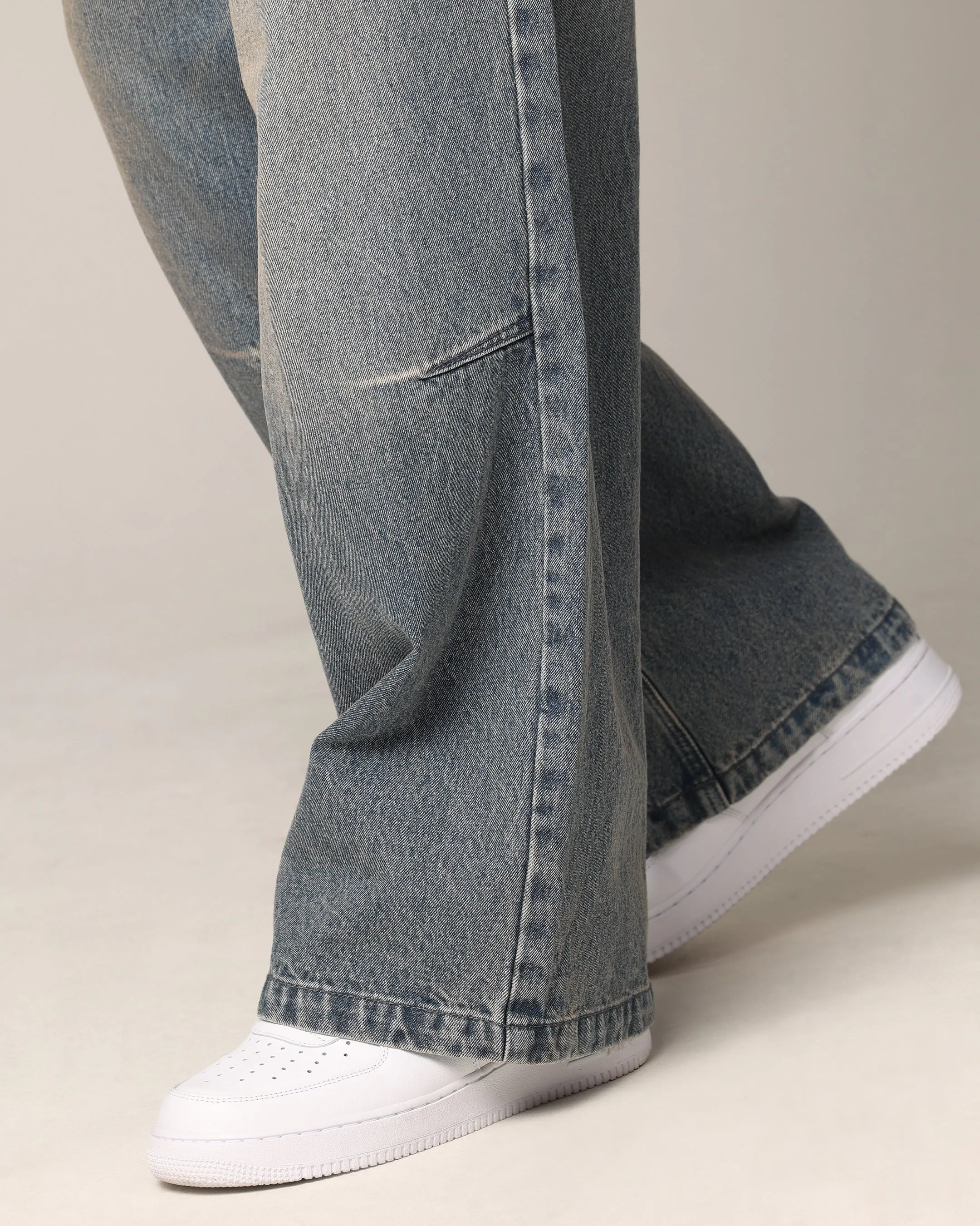 Neutral Piece Saint Morta Amplus Jeans Dirty Denim