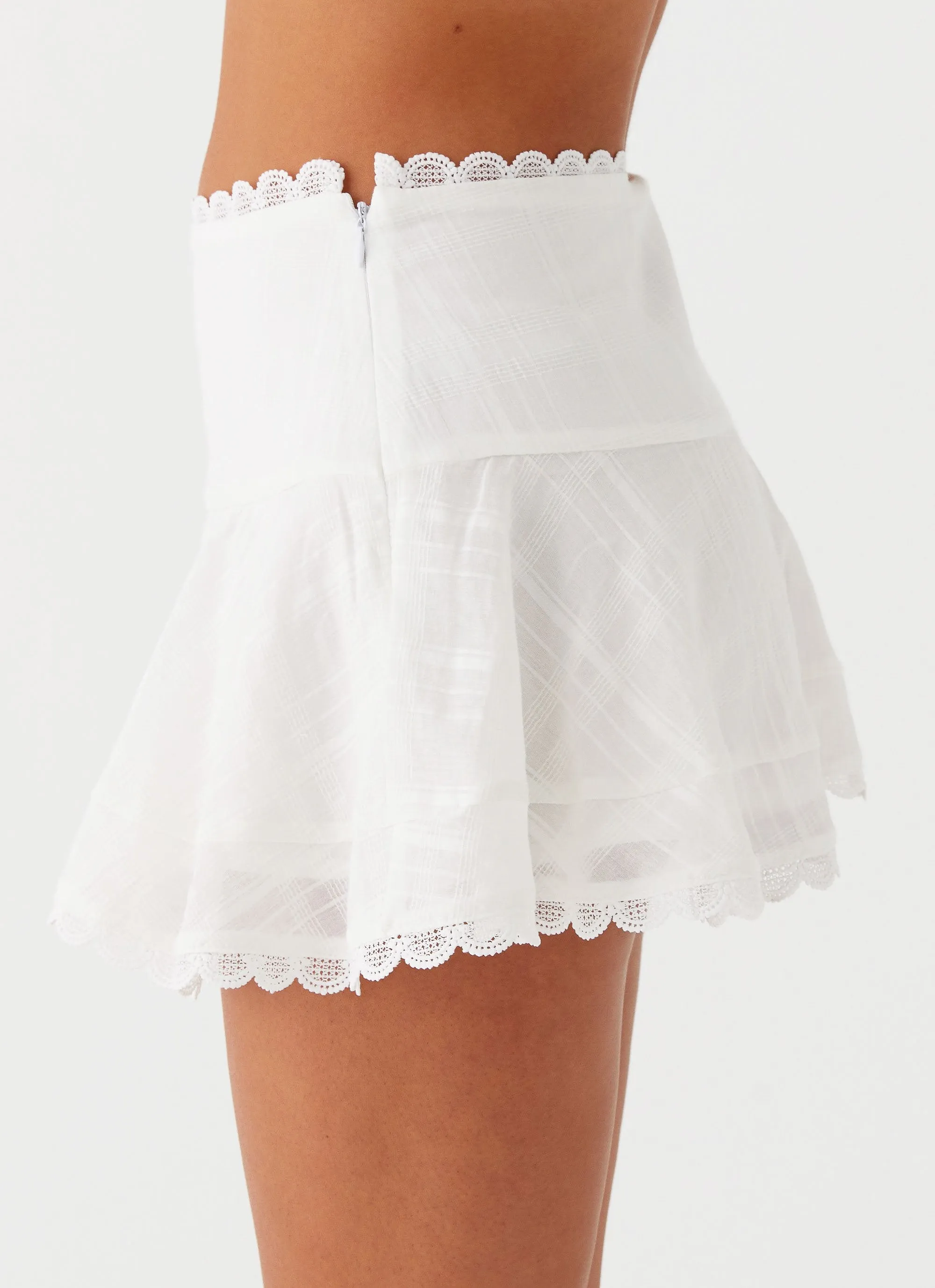 Cafe Vibe Weekend Ready Hundred Percent Mini Skirt - White