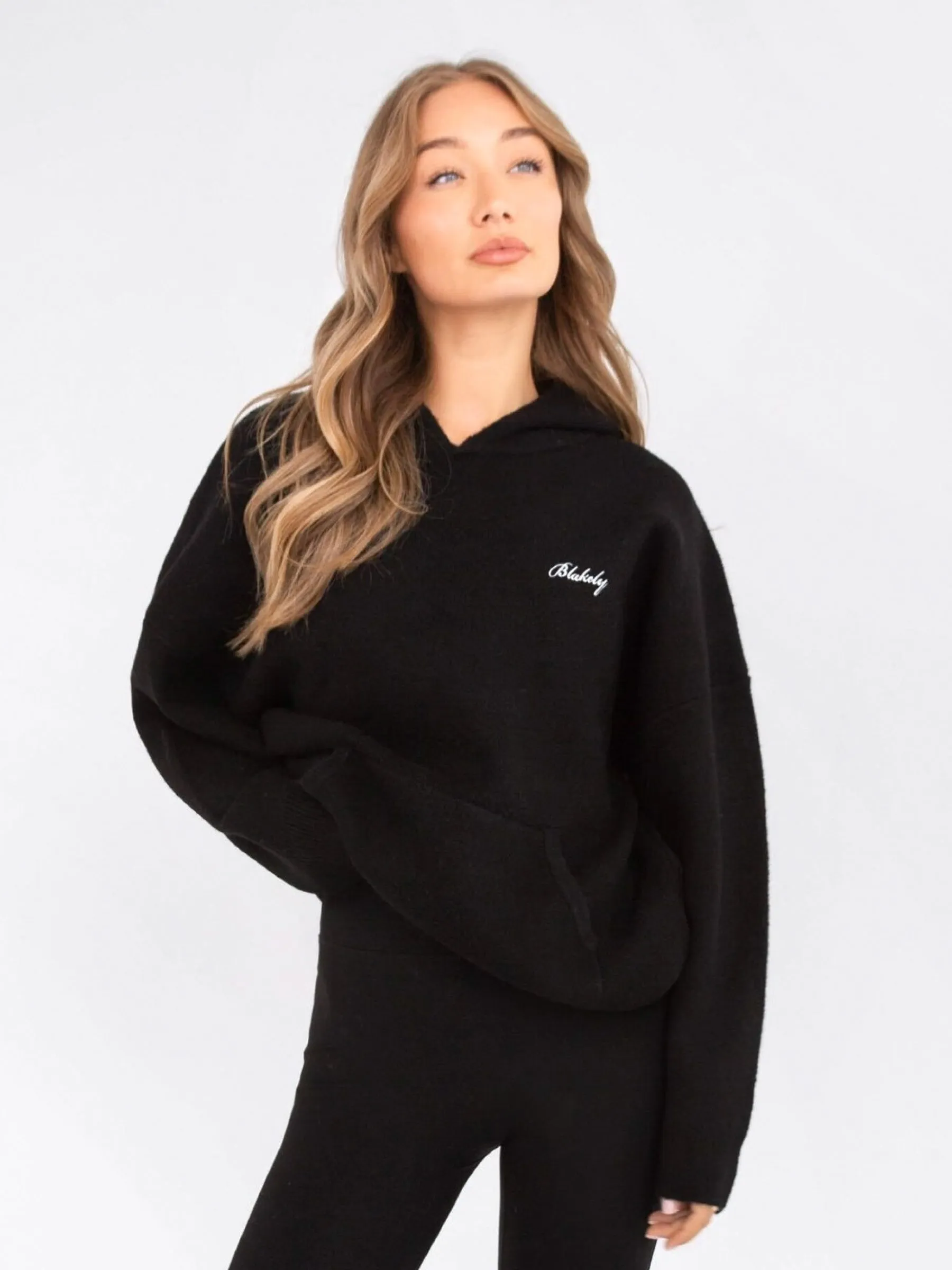 Midweight Material Non Restrictive Collar Oversized Knitted Hoodie - Black