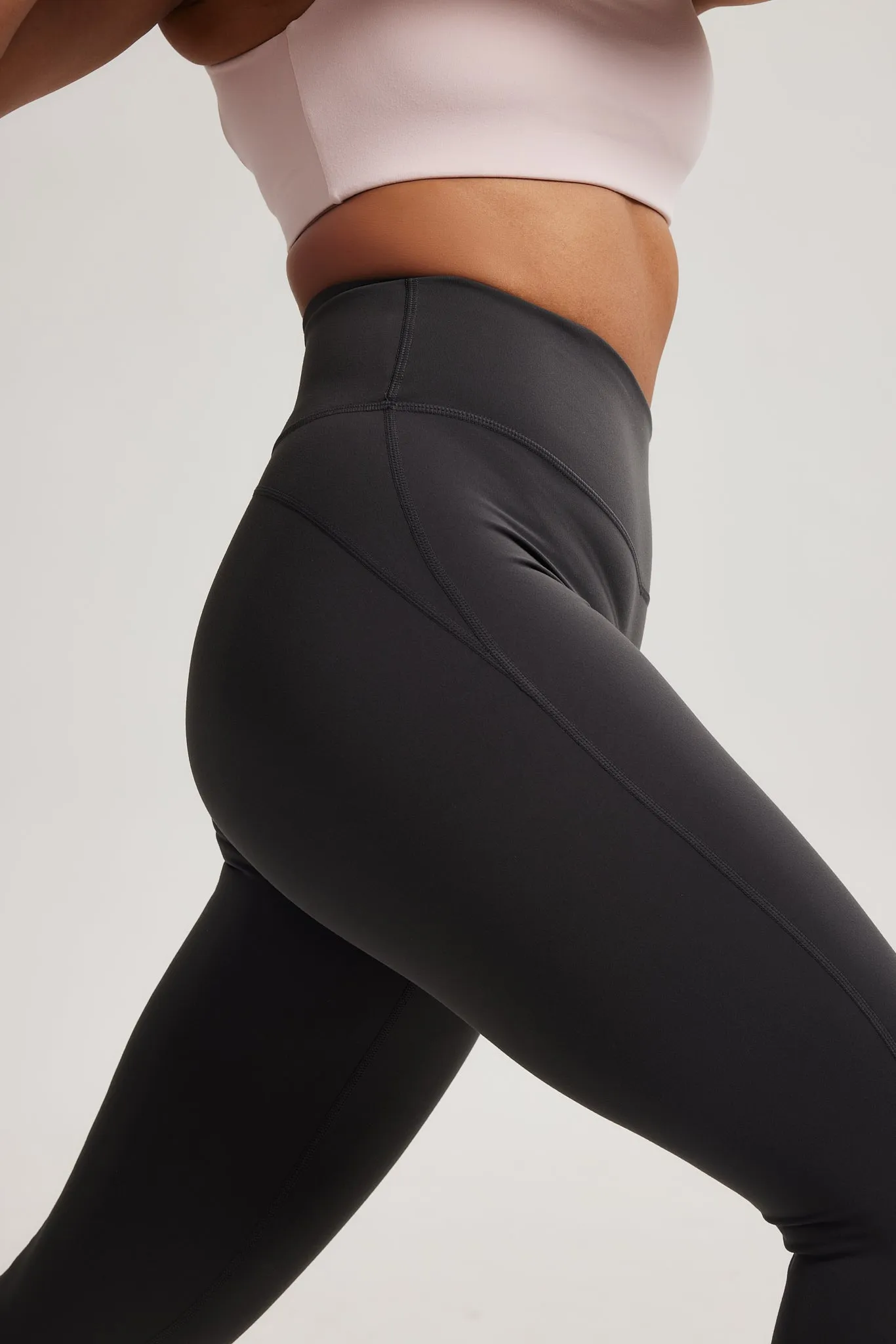 Contour Classic Leggings (Full 24") in Stepper Bonded Seamless Edges Body Shaping Morning Stretch