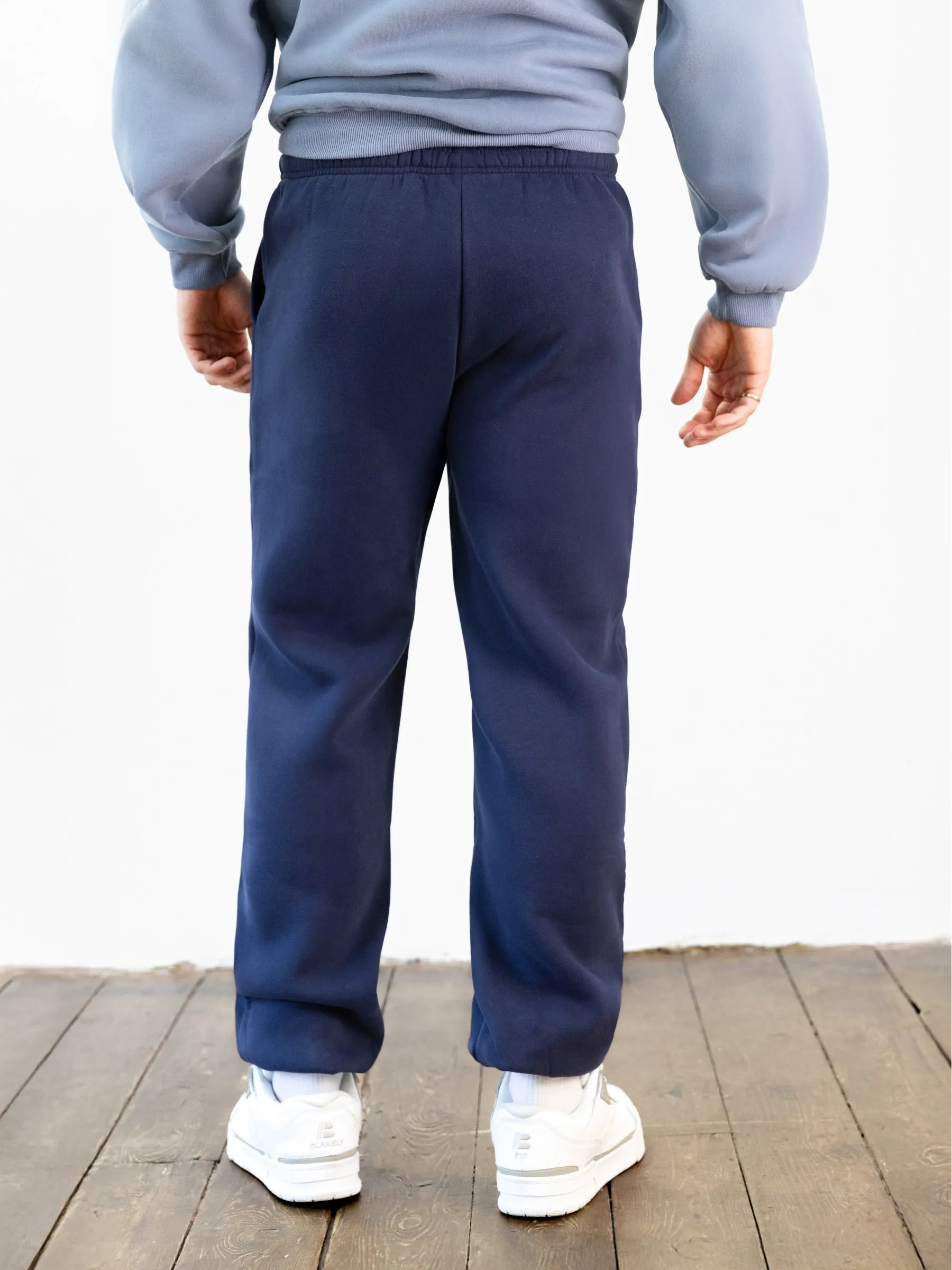 Comfortable Fit Wear Flexible Knees Italic Relaxed Sweatpants - Navy