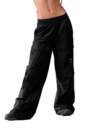 CARGO PANTS - Black Timeless Design