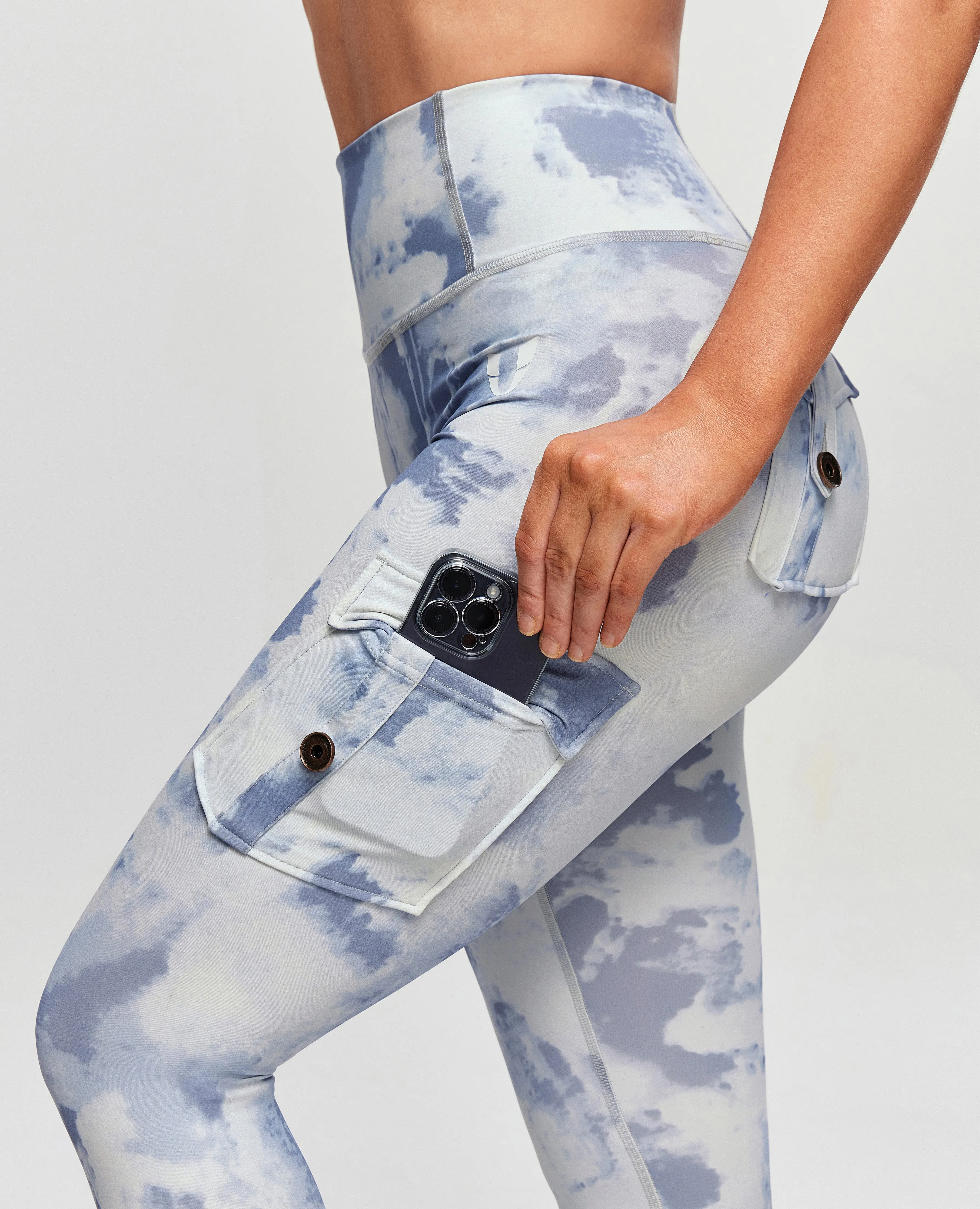 Full length Quick Dry Minimalist Style High Waisted Cargo Leggings - Grey blue Gradient