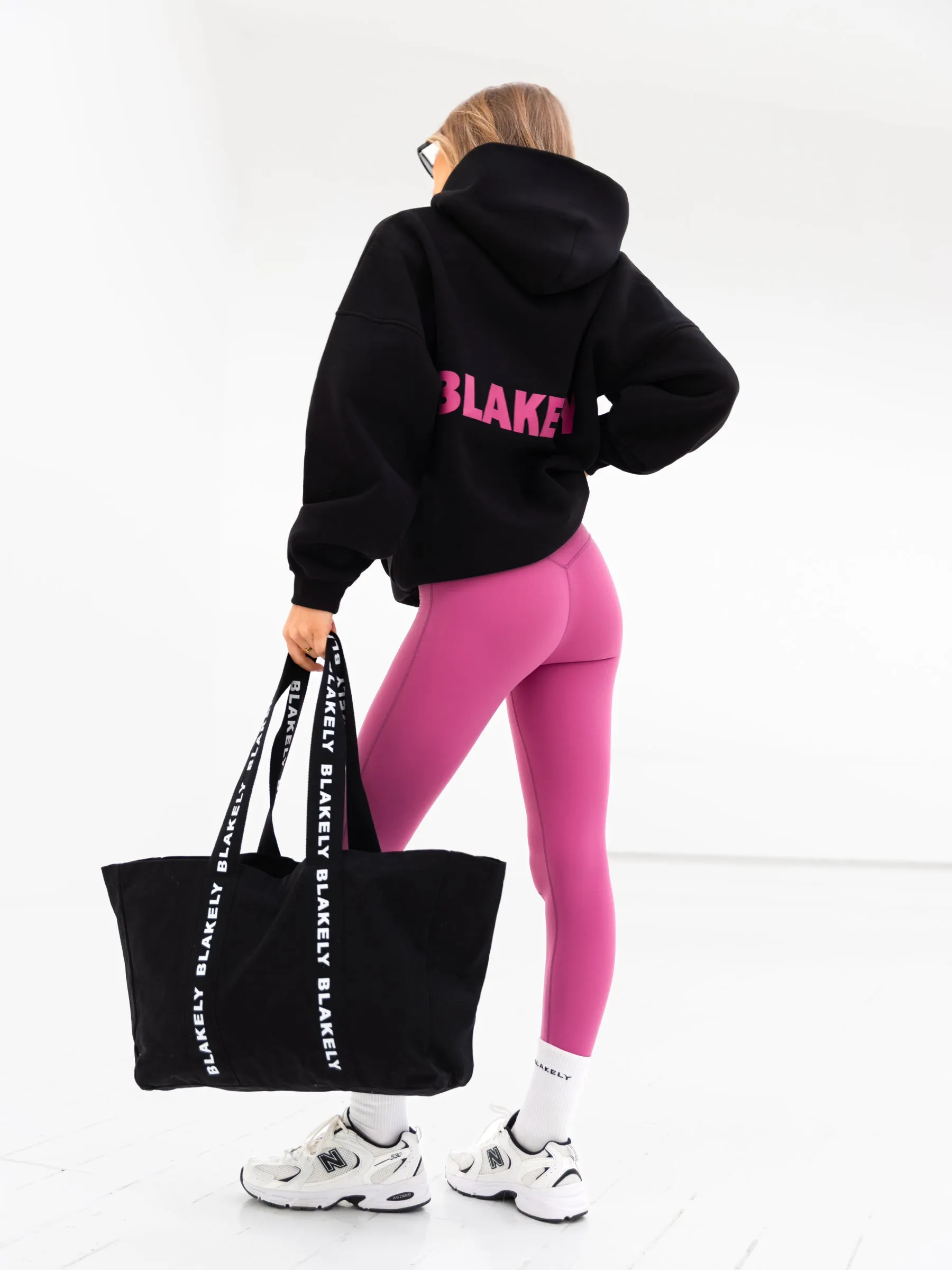 Sport Edge Amelie Oversized Hoodie - Black & Pink