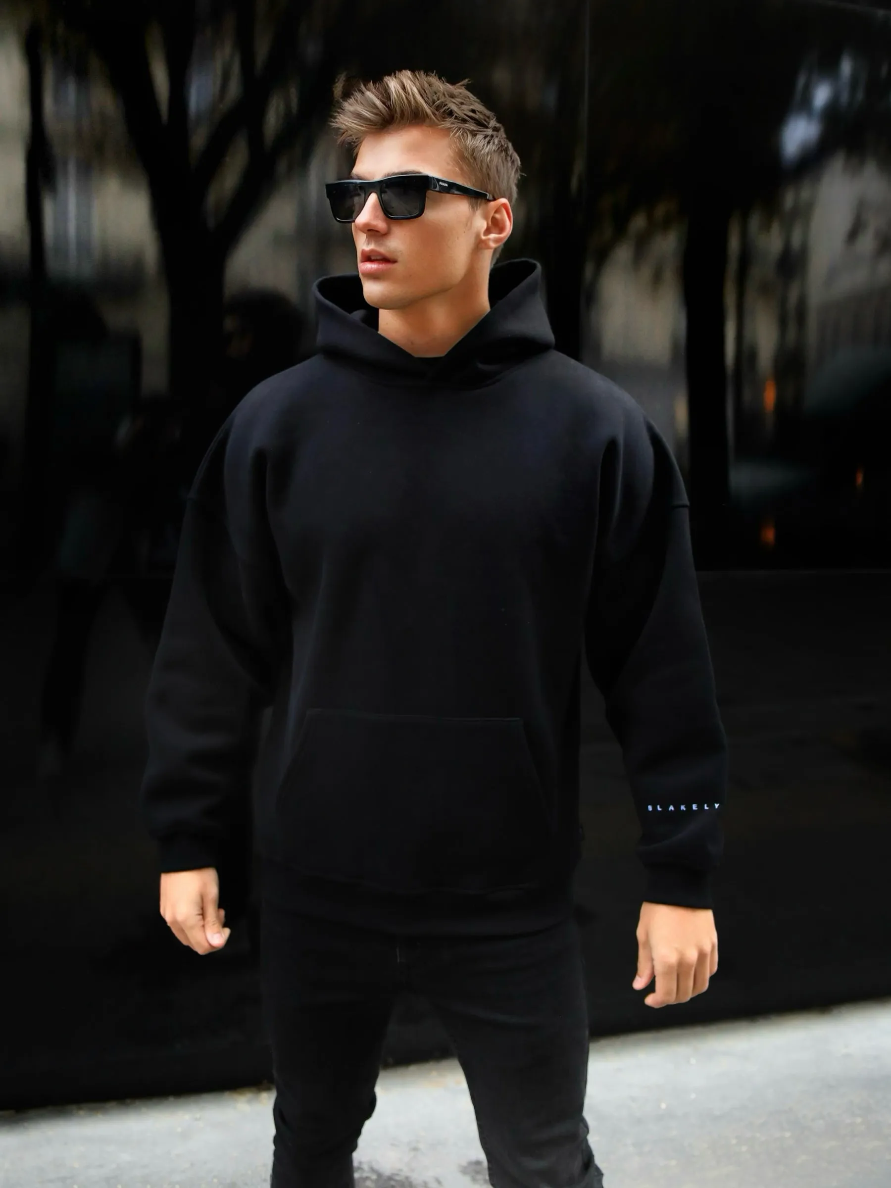 Members Idris Oversized Hoodie - Black & Blue Giraffe like Comfy Apparel