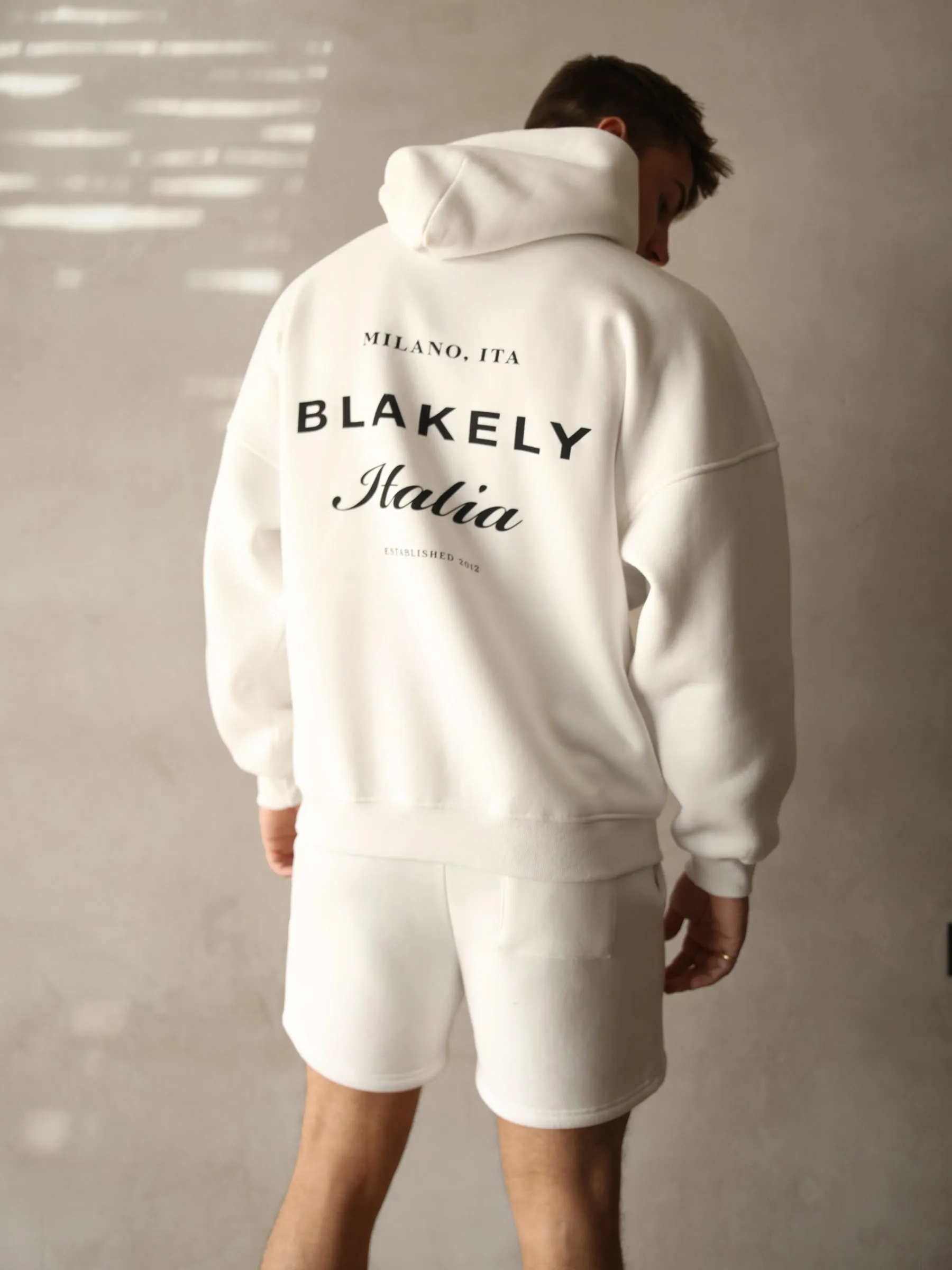 Italia Relaxed Hoodie - Flat White Outdoor Comfort Minimalist Outfit