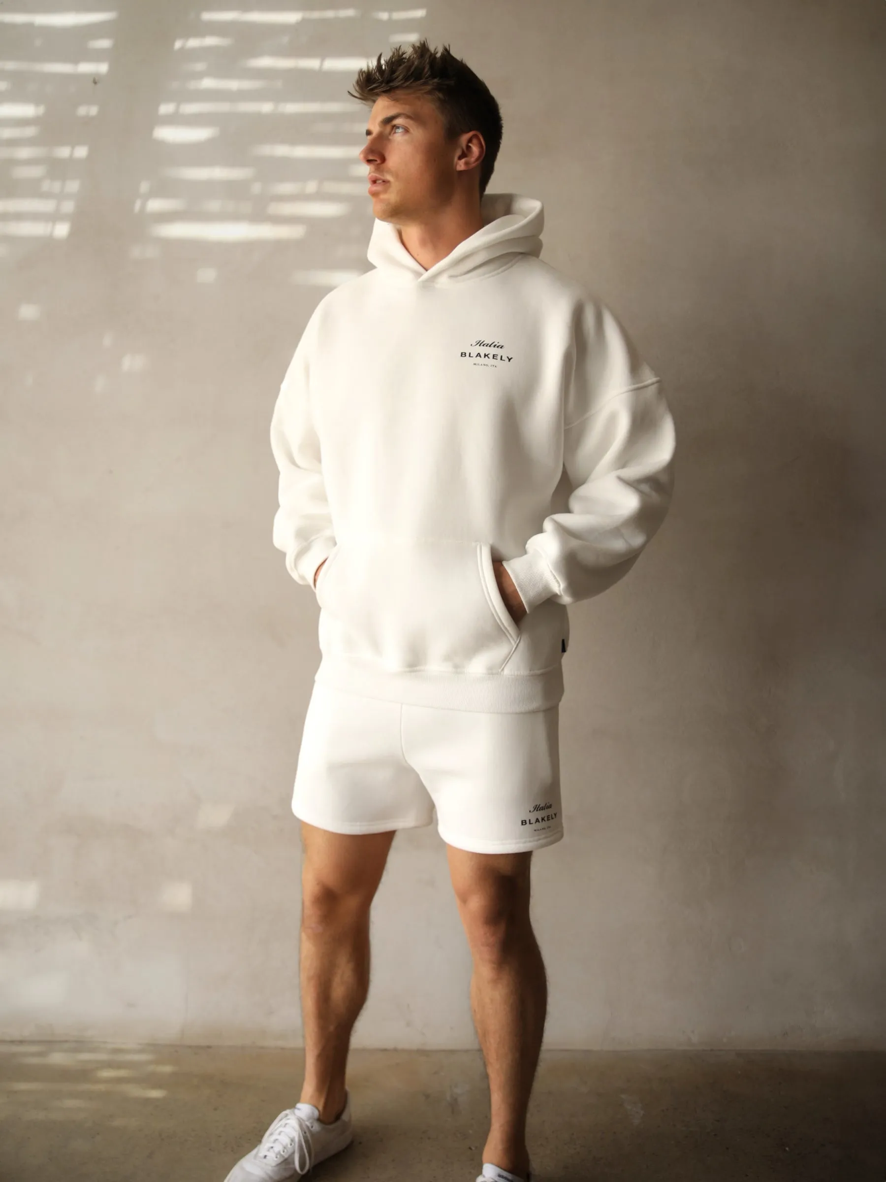Italia Relaxed Hoodie - Flat White Cool Weather Wear