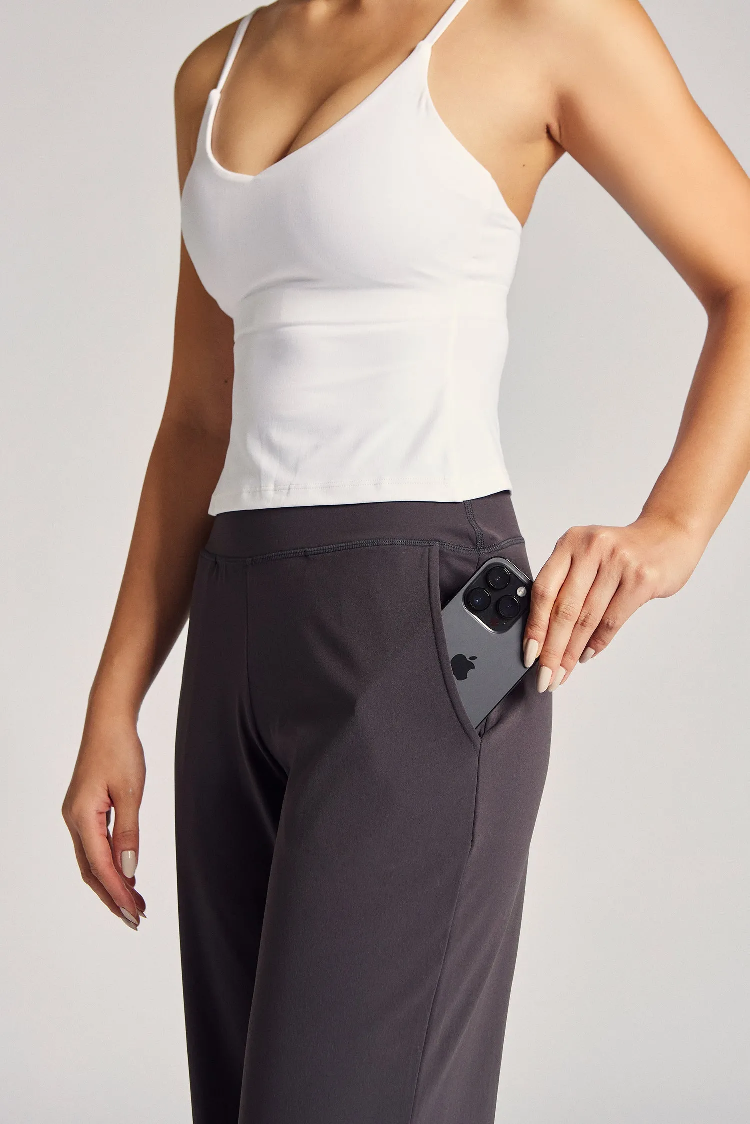Easy Fit Knee Articulation Tech 24/7 Wide Leg Pants in Moon