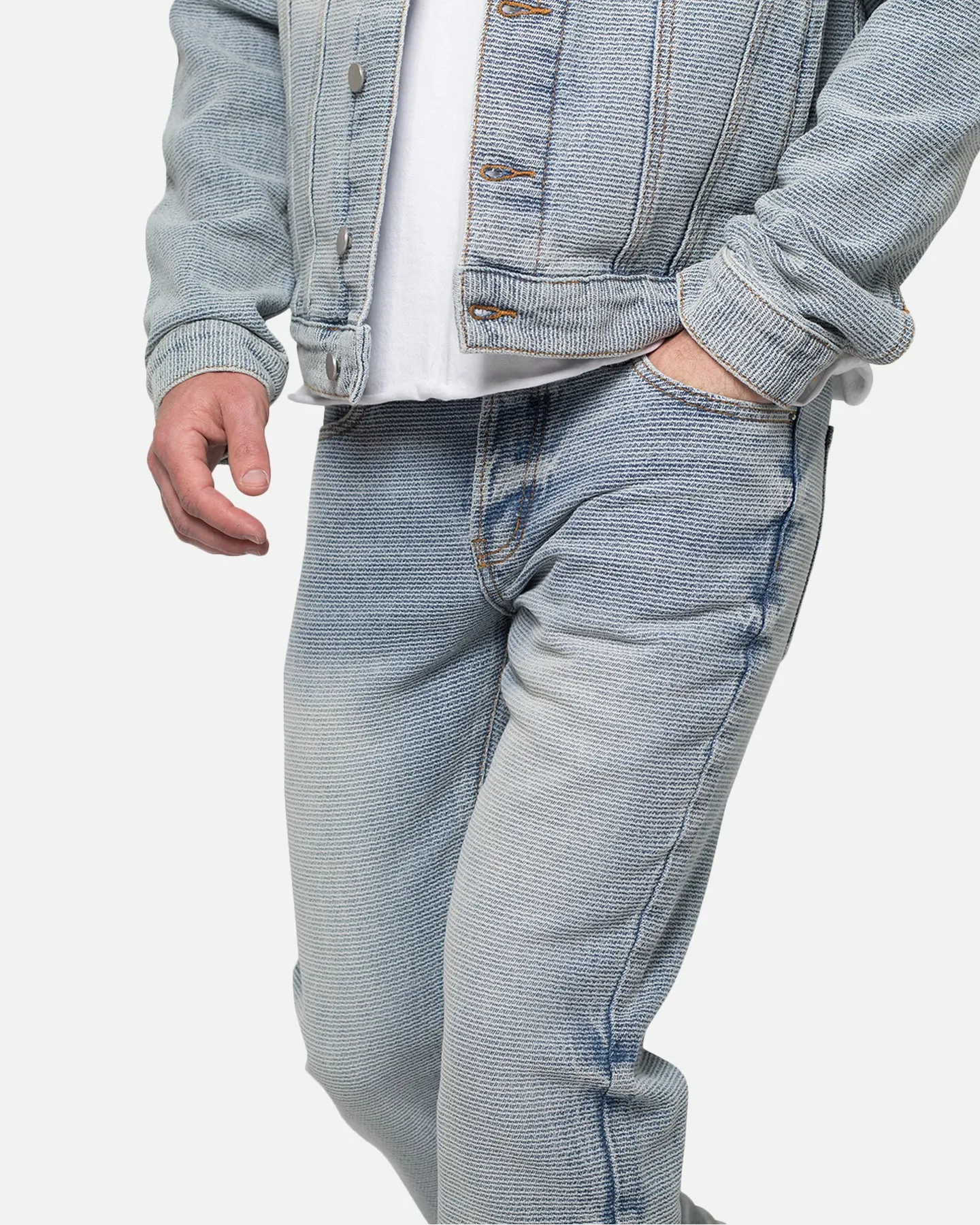 Luxury Textured Athlete Fit Traveler Gear Bold Look MNML B575 Flare Denim Jeans Blue