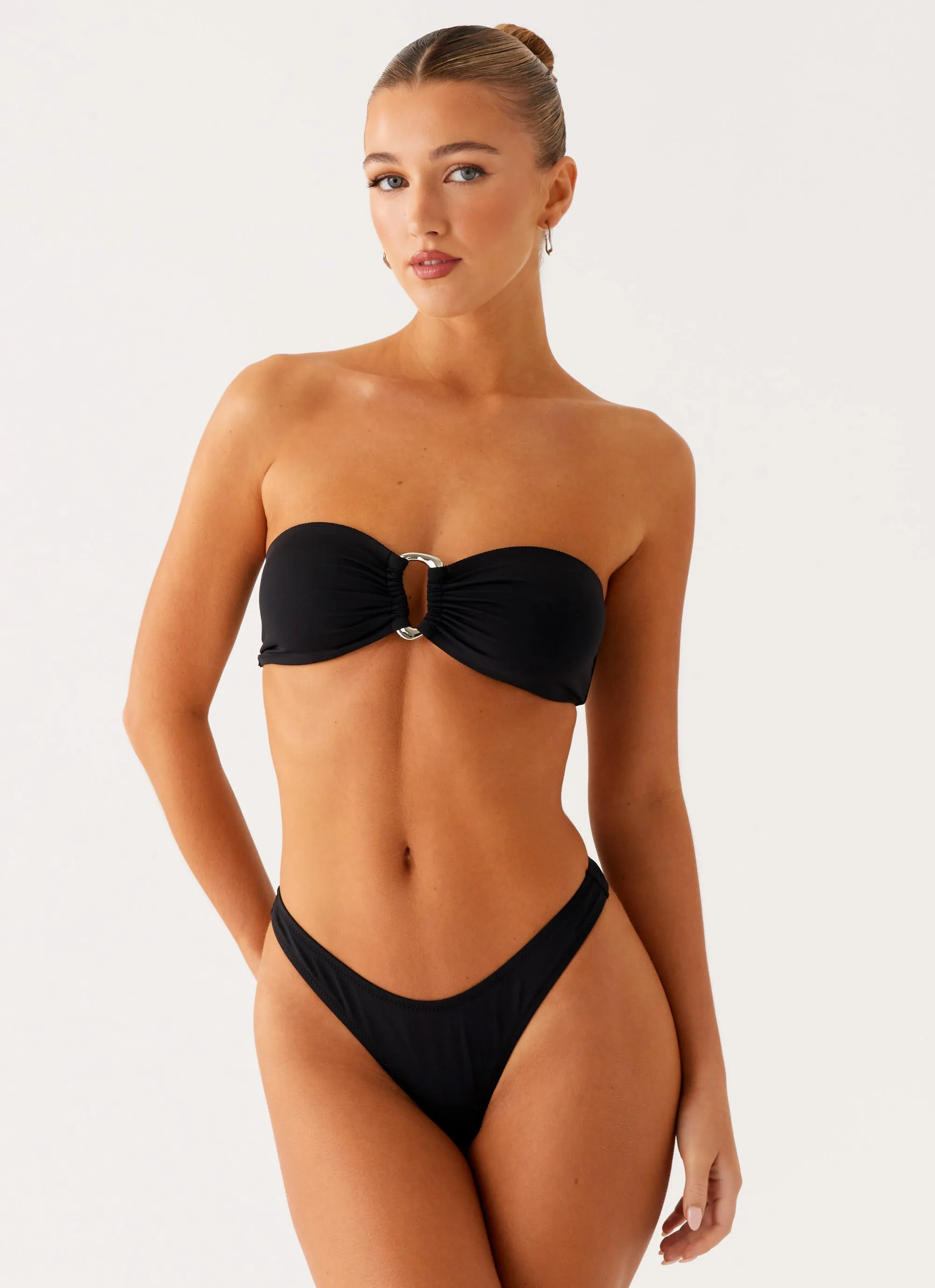 Streamlined Cut Smooth Edge Finishing Cuba Bikini Bottoms - Black