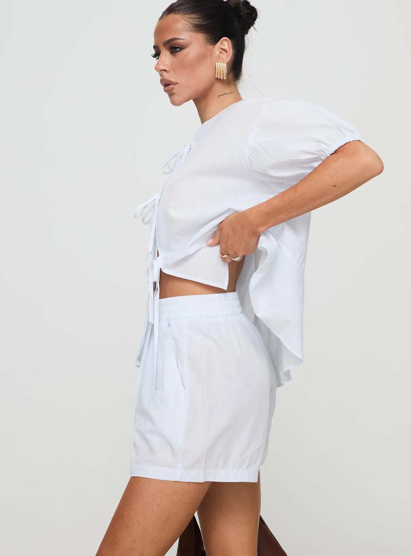 Sunblind Shorts White Fashion Core Silk Glow