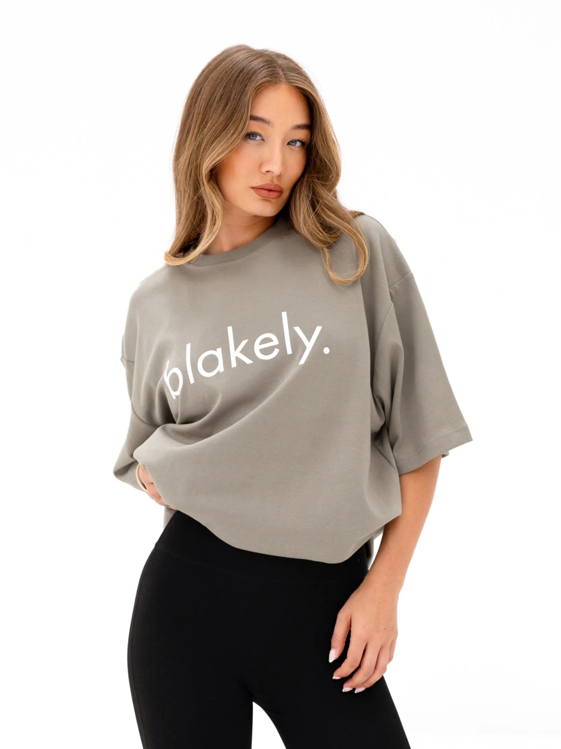 Logo Ultra Oversized T-Shirt - Washed Khaki Tight fit sexiness Perfect for Travel