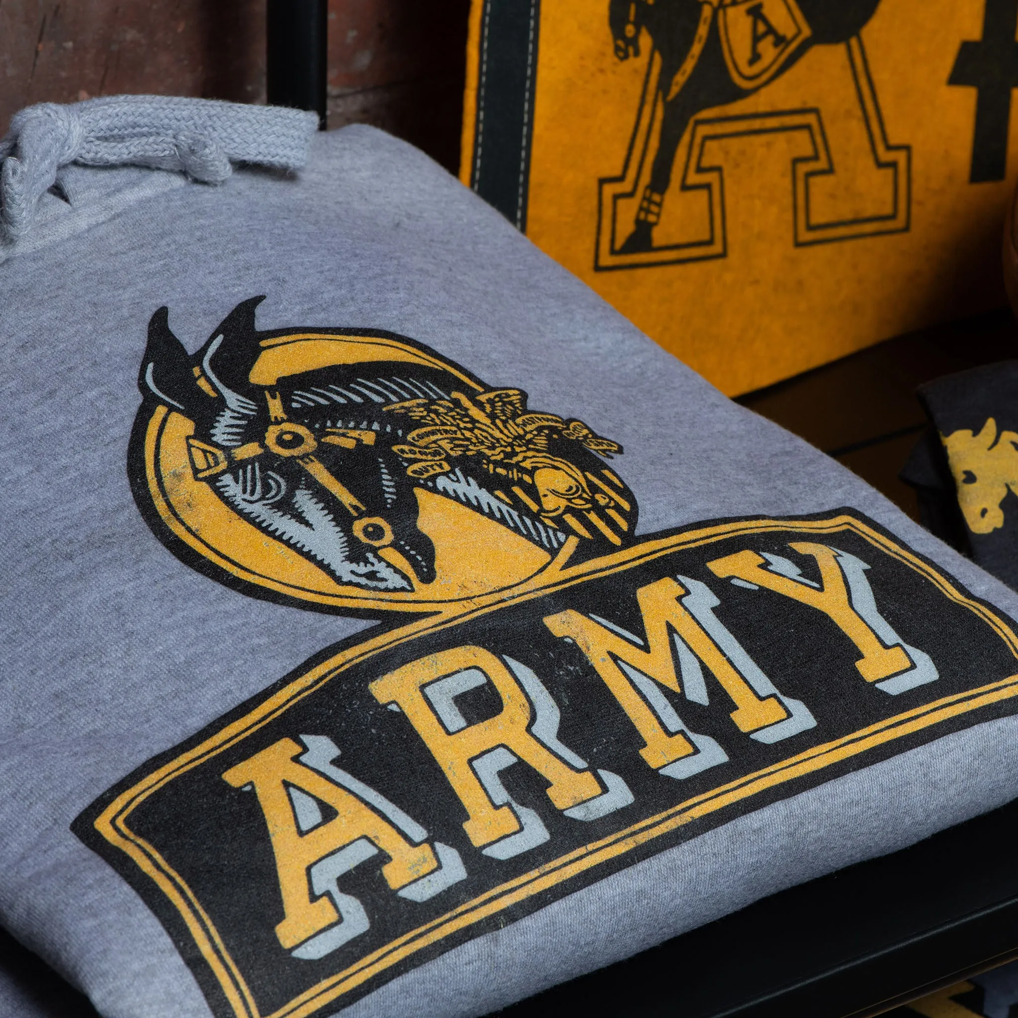 Stylish Comfort Army Vintage Mule Hoodie