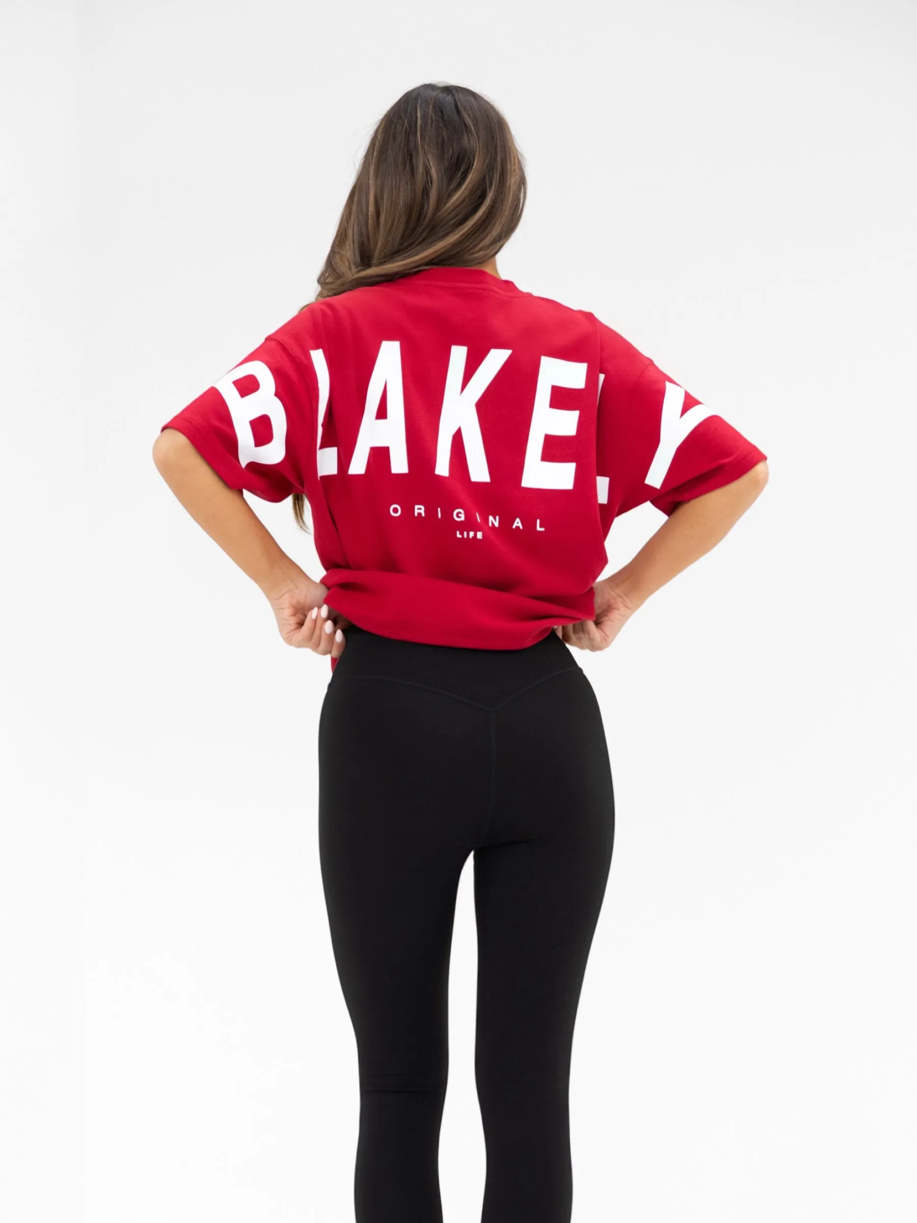 Isabel Oversized T-Shirt - Cherry Red Timeless Must-Have