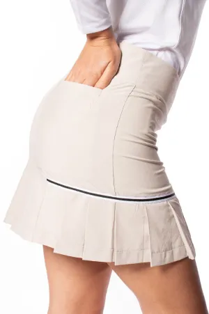 Caf?? Skort Formal Setting