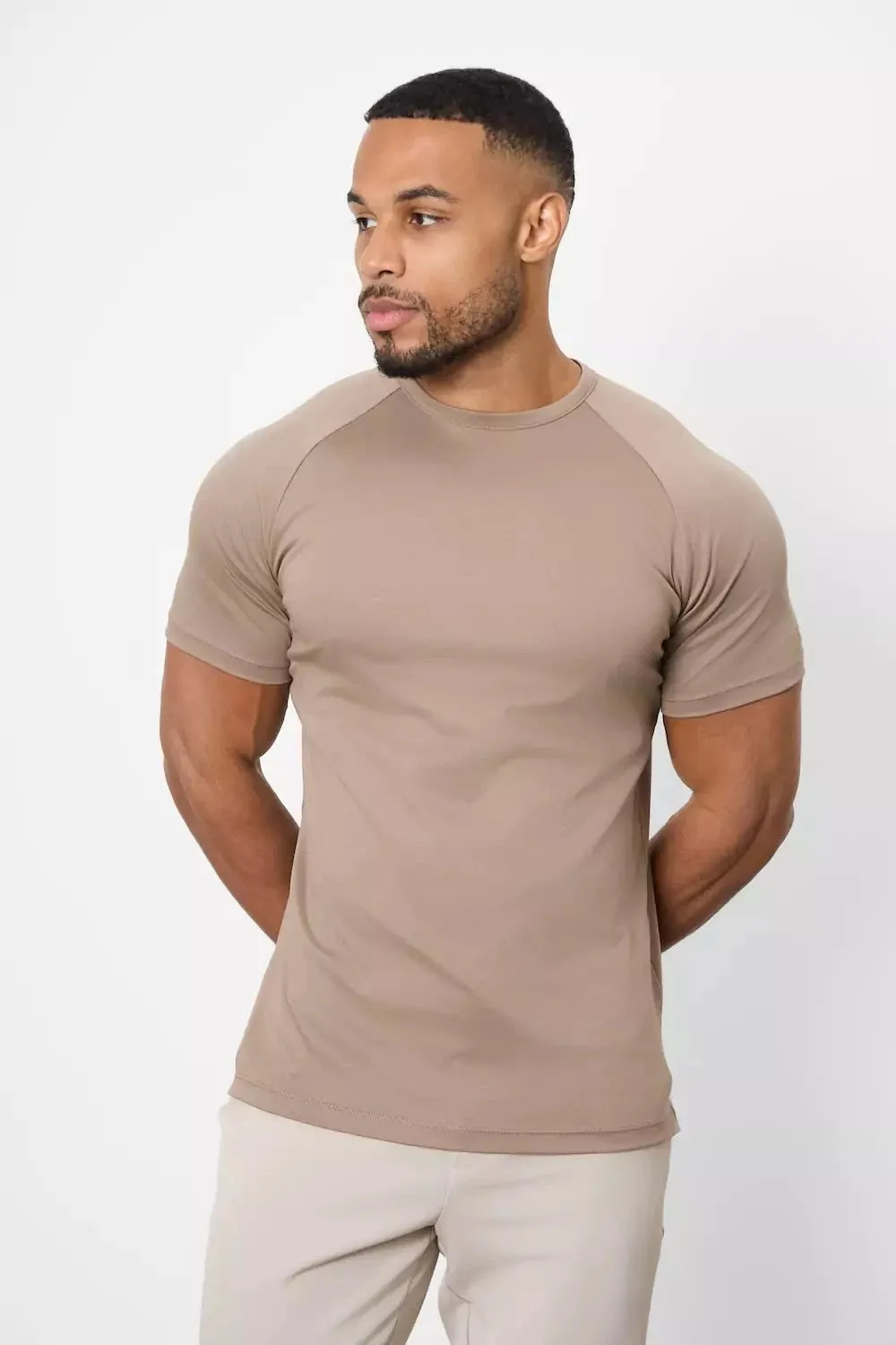 Mercerised Cotton T-Shirt in Mocha Effortless Fit