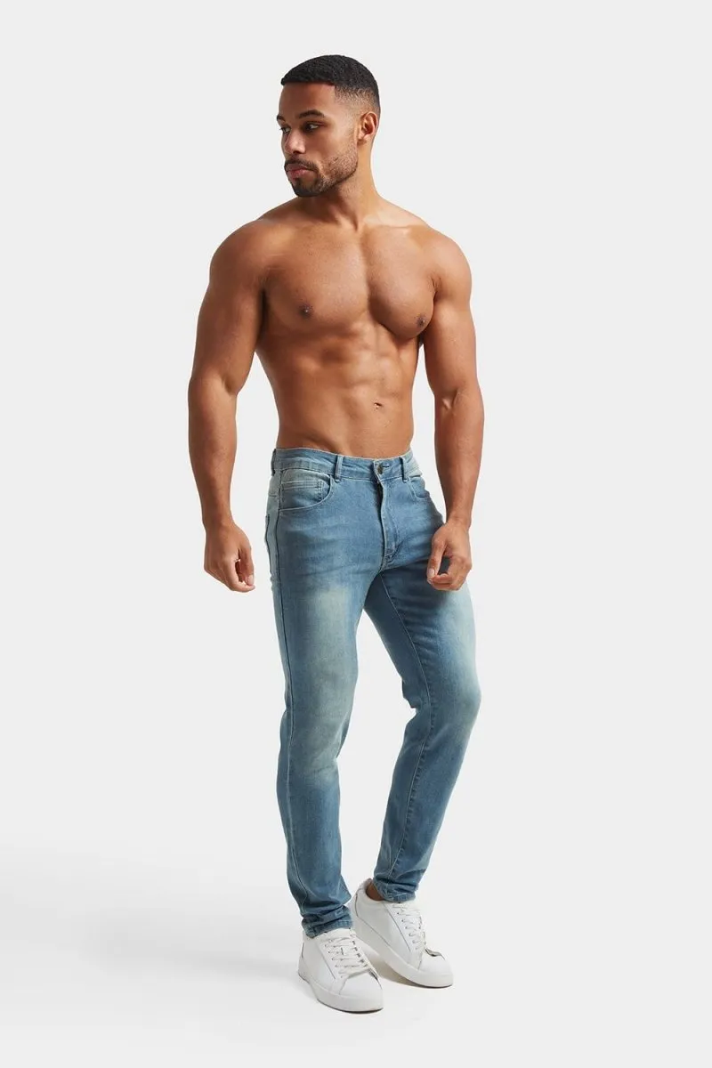 Athletic Fit Jeans in Light Blue Bold Casual Friday Daily Favorite